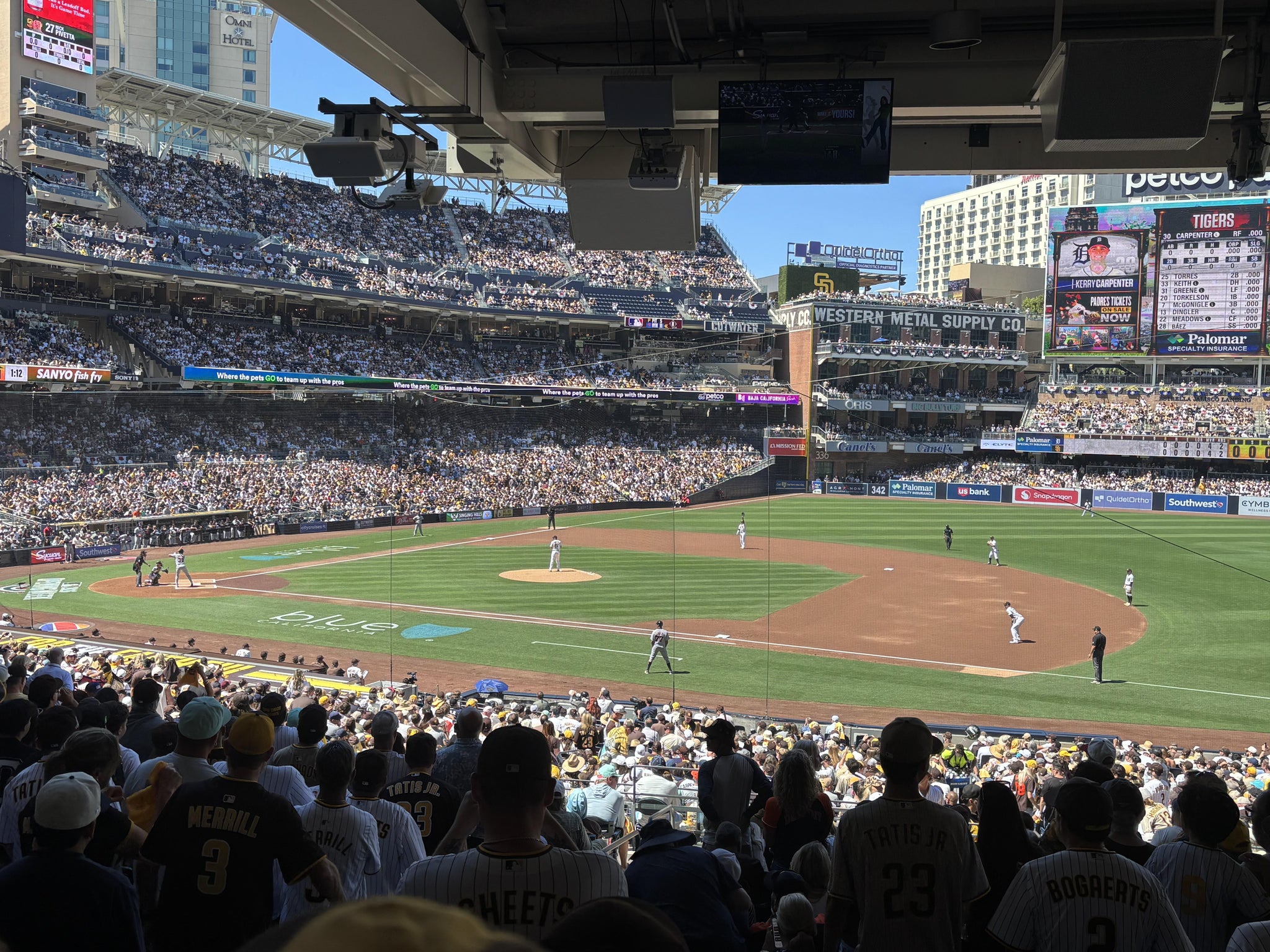 Vue réelle des fans prise de la Section 113 au site Petco Park par Chad W