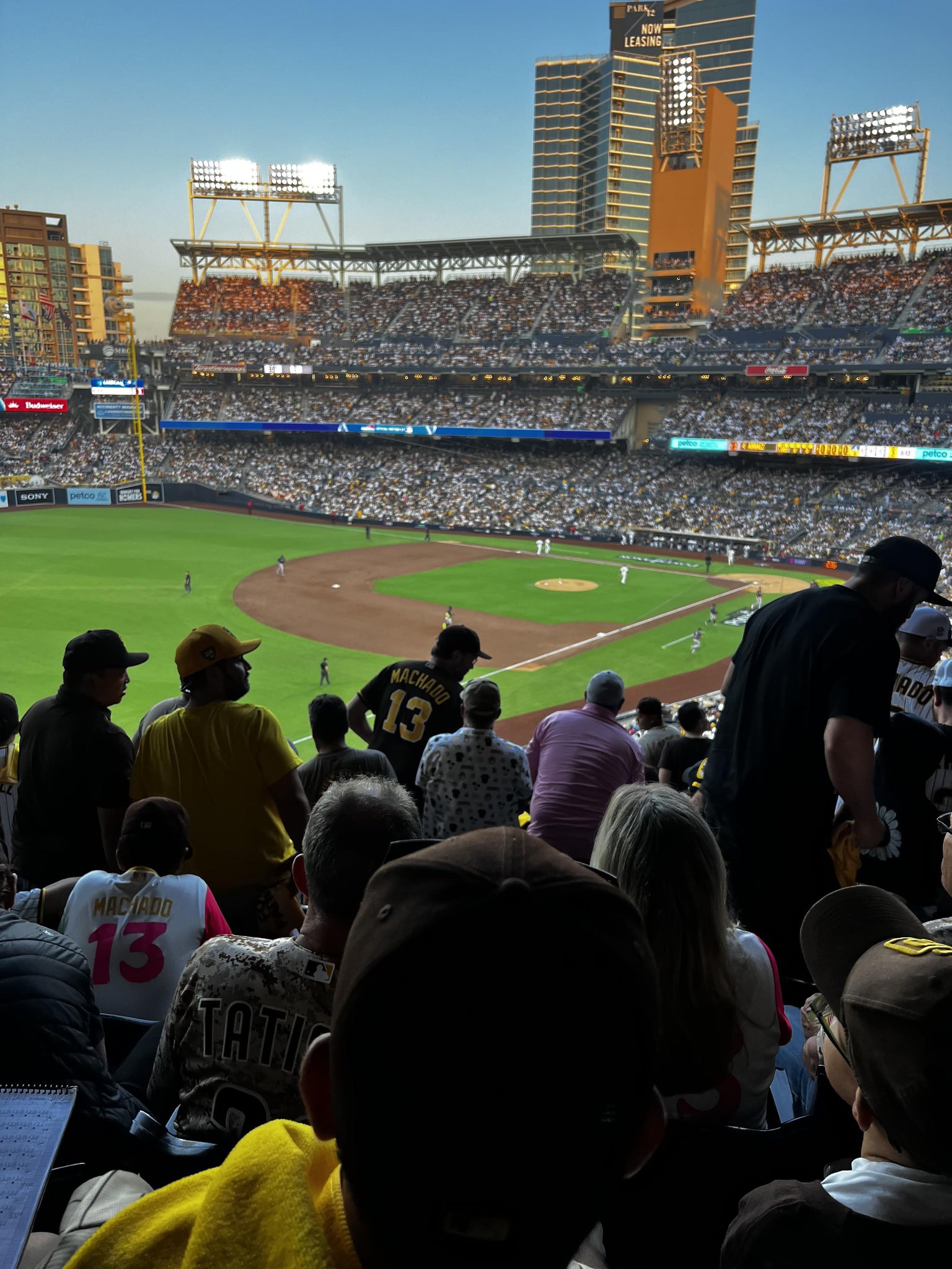 Vue réelle des fans prise de la Section 118 au site Petco Park par Michelle B