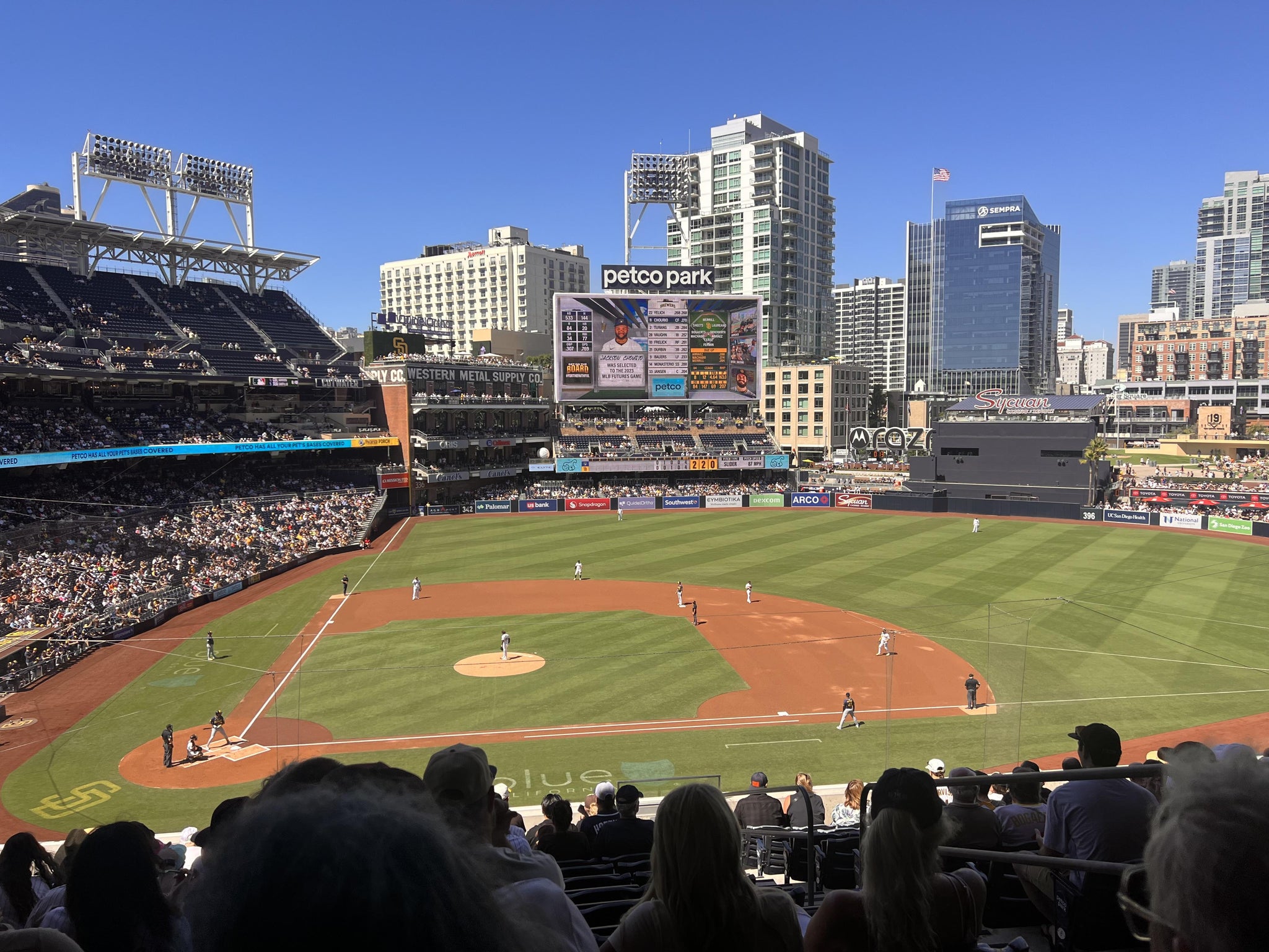 Vue réelle des fans prise de la Section 205 au site Petco Park par Joseph V