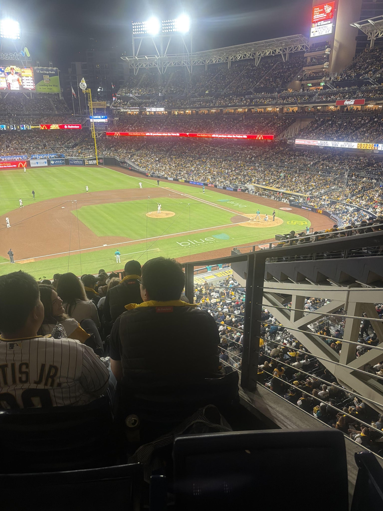 Vue réelle des fans prise de la Section 212 au site Petco Park par Isaiah W