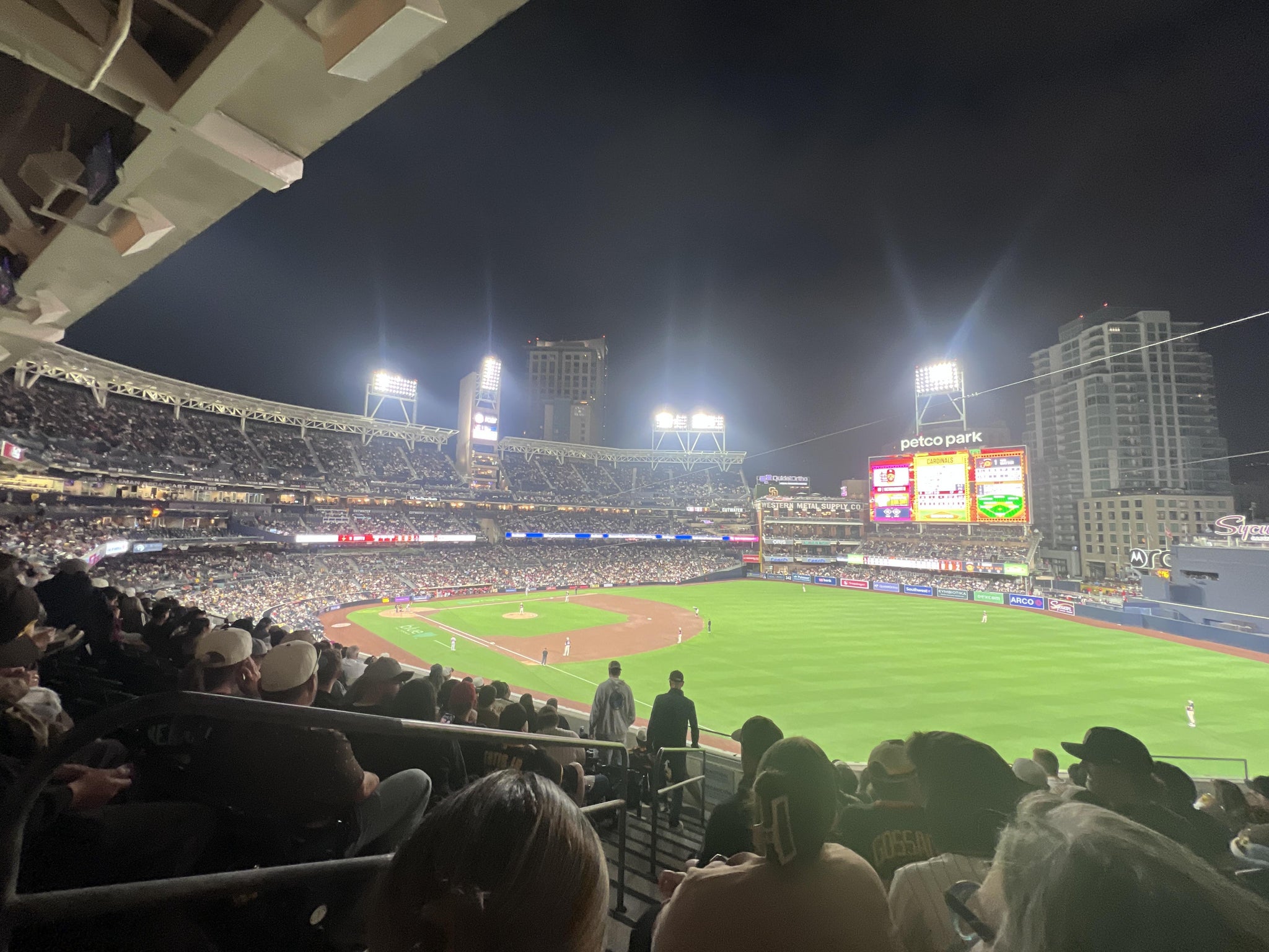 Vue réelle des fans prise de la Section 219 au site Petco Park par Robby G