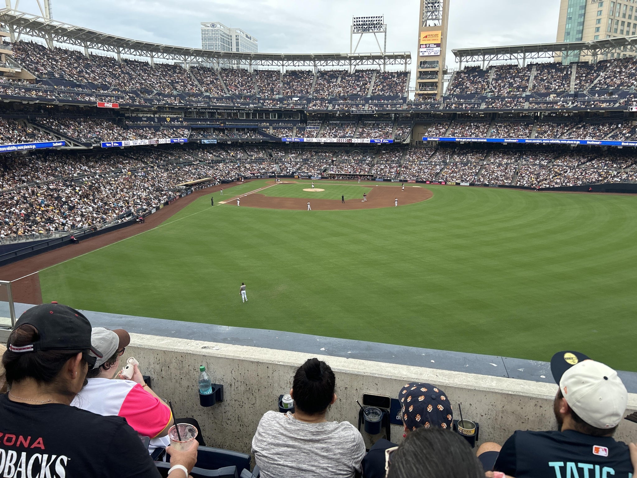 Vue réelle des fans prise de la Section 233 au site Petco Park par Breanna D