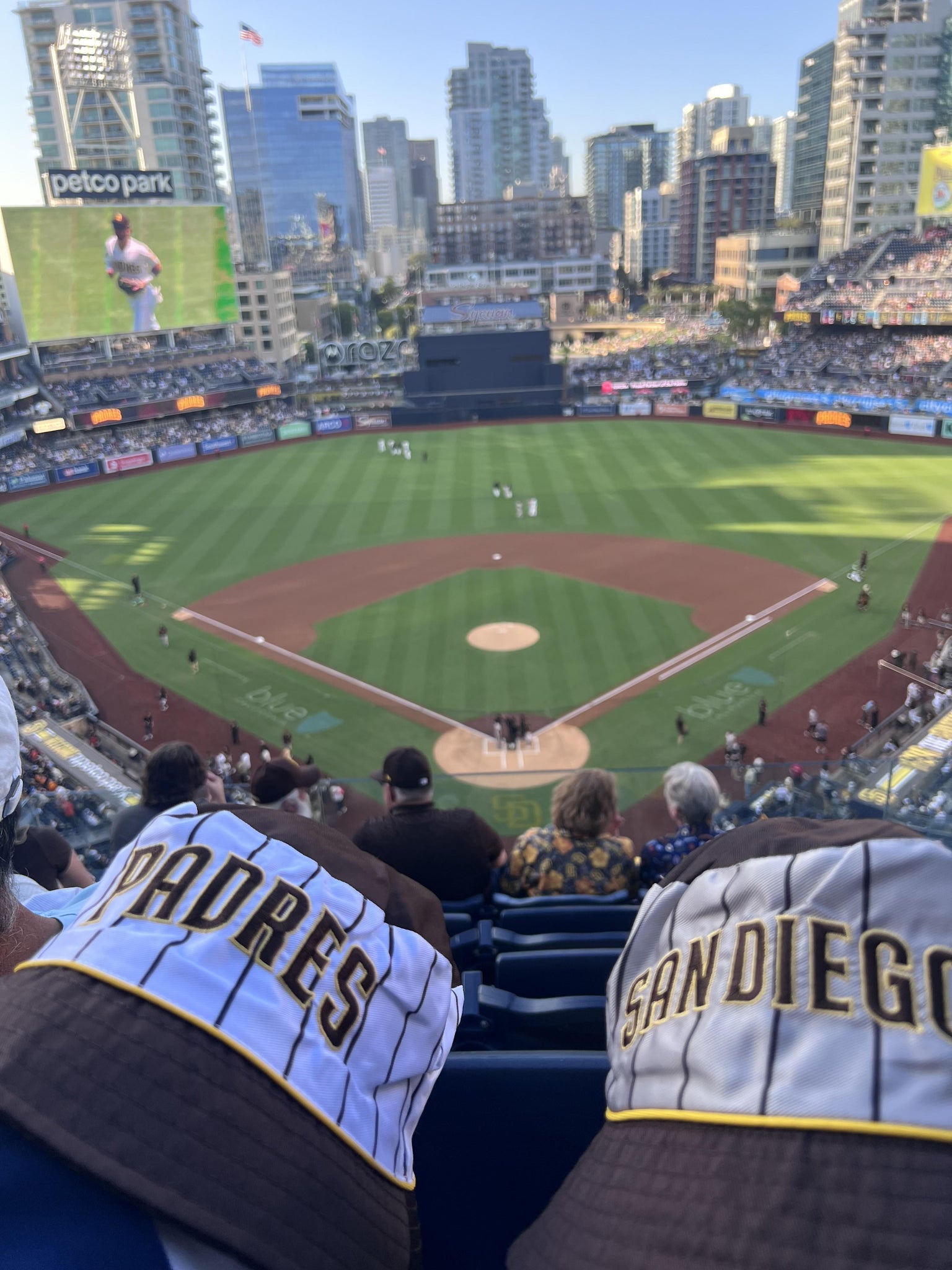 Vue réelle des fans prise de la Section 300 B au site Petco Park par Rigo M