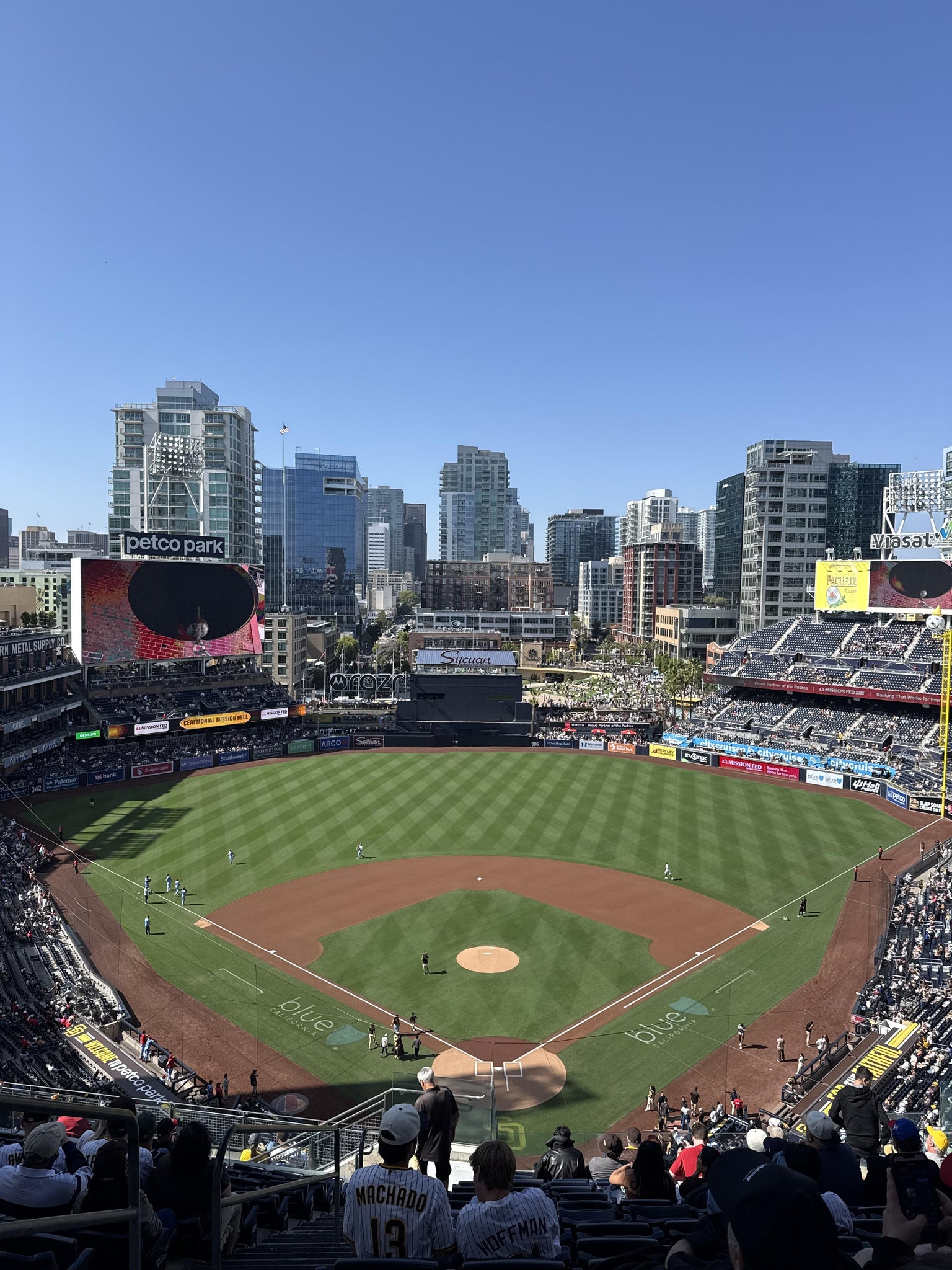 Vue réelle des fans prise de la Section 300 au site Petco Park par Marie L