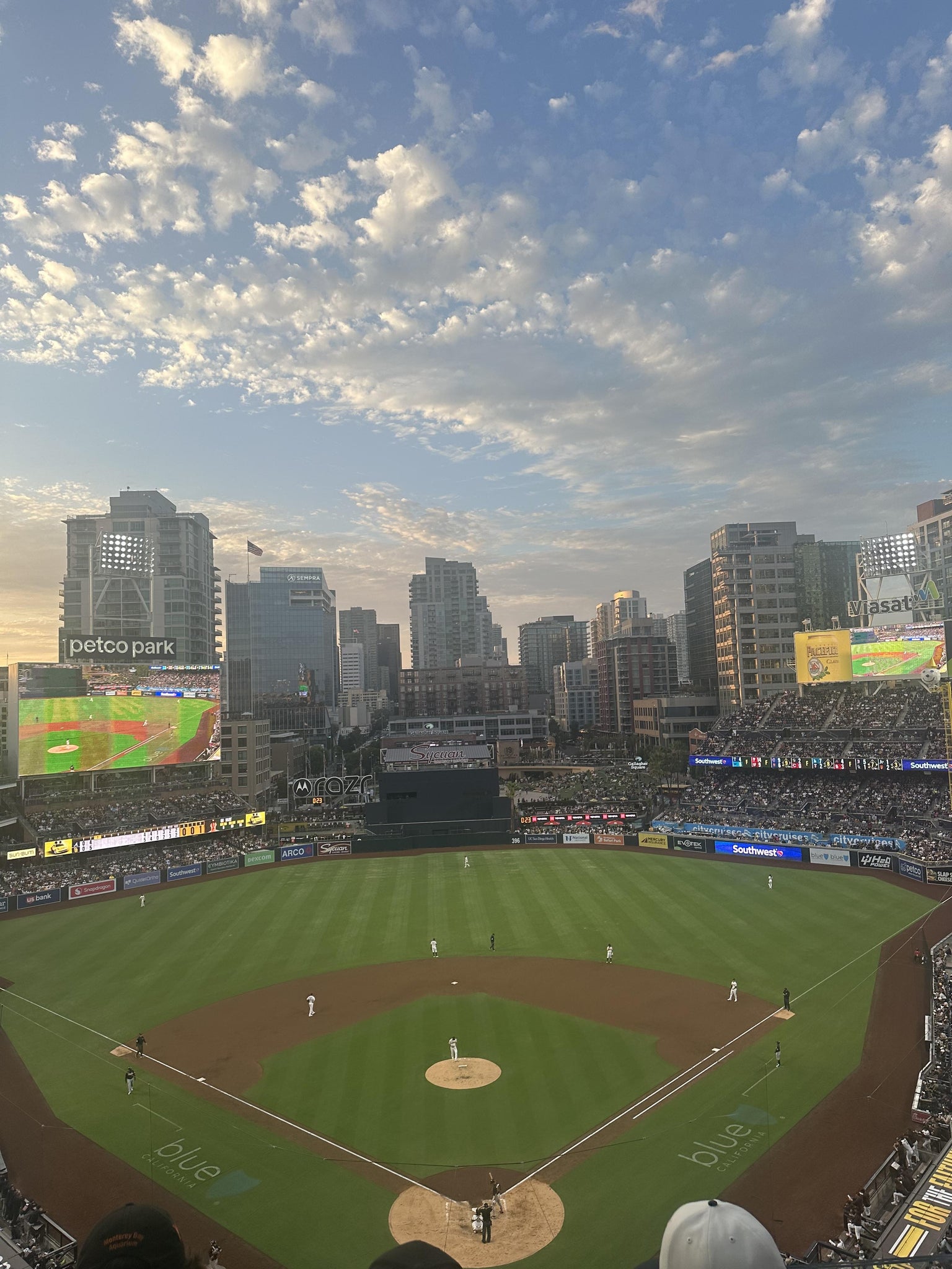 Vue réelle des fans prise de la Section 301 au site Petco Park par Rob A
