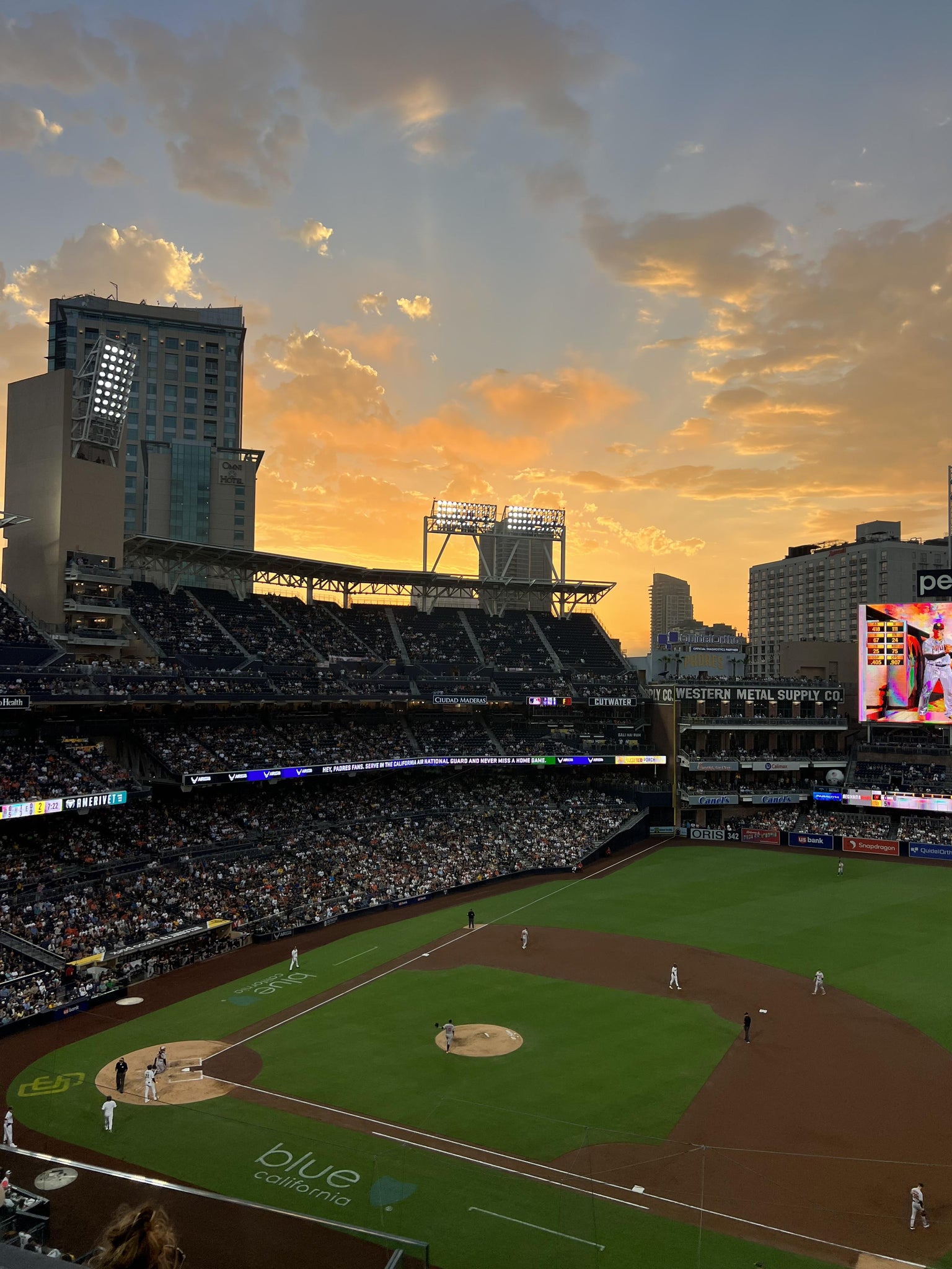 Vue réelle des fans prise de la Section 313 au site Petco Park par Julianna J