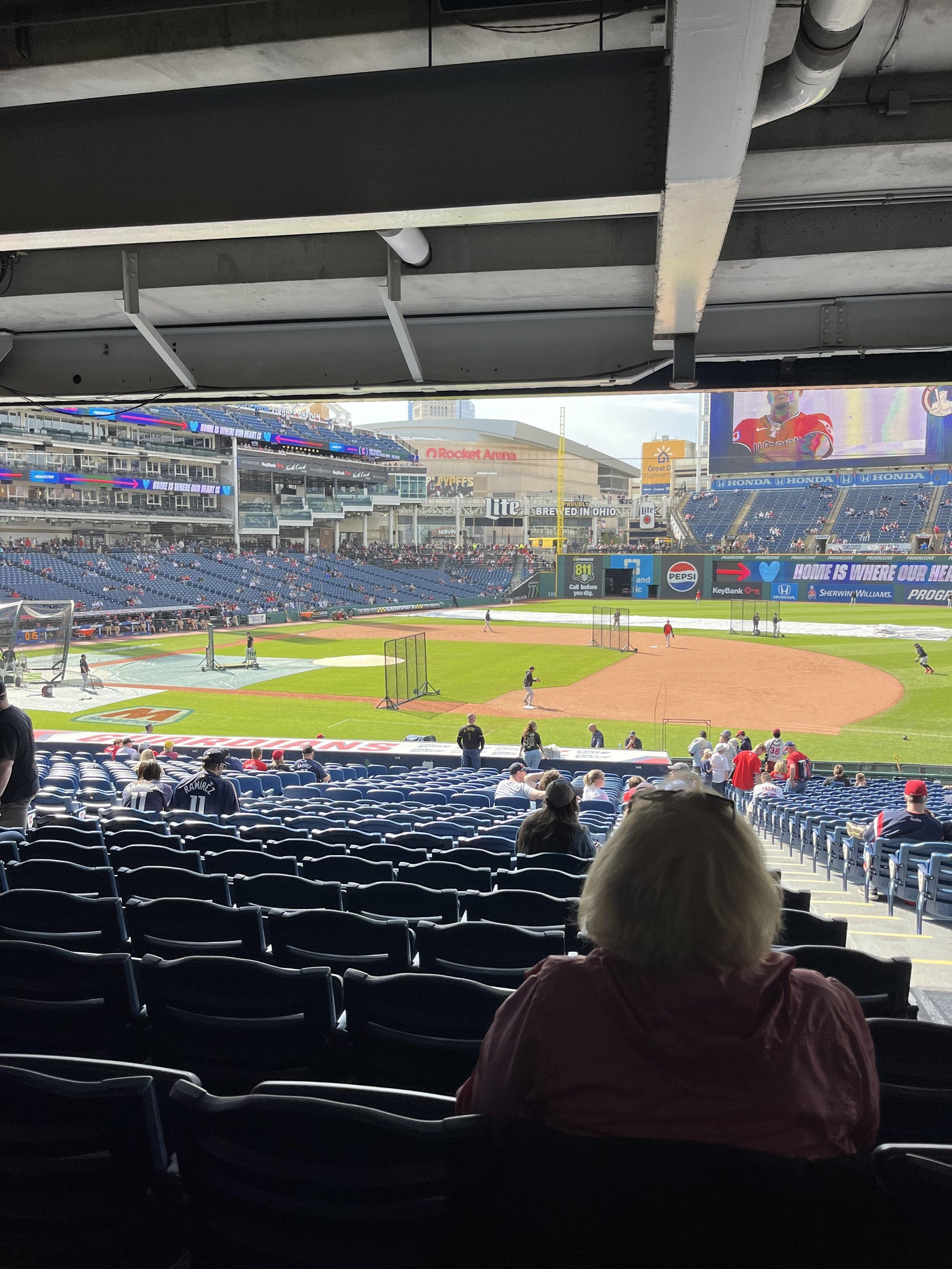 Vue réelle des fans prise de la Section 140 au site Progressive Field par Jennifer K