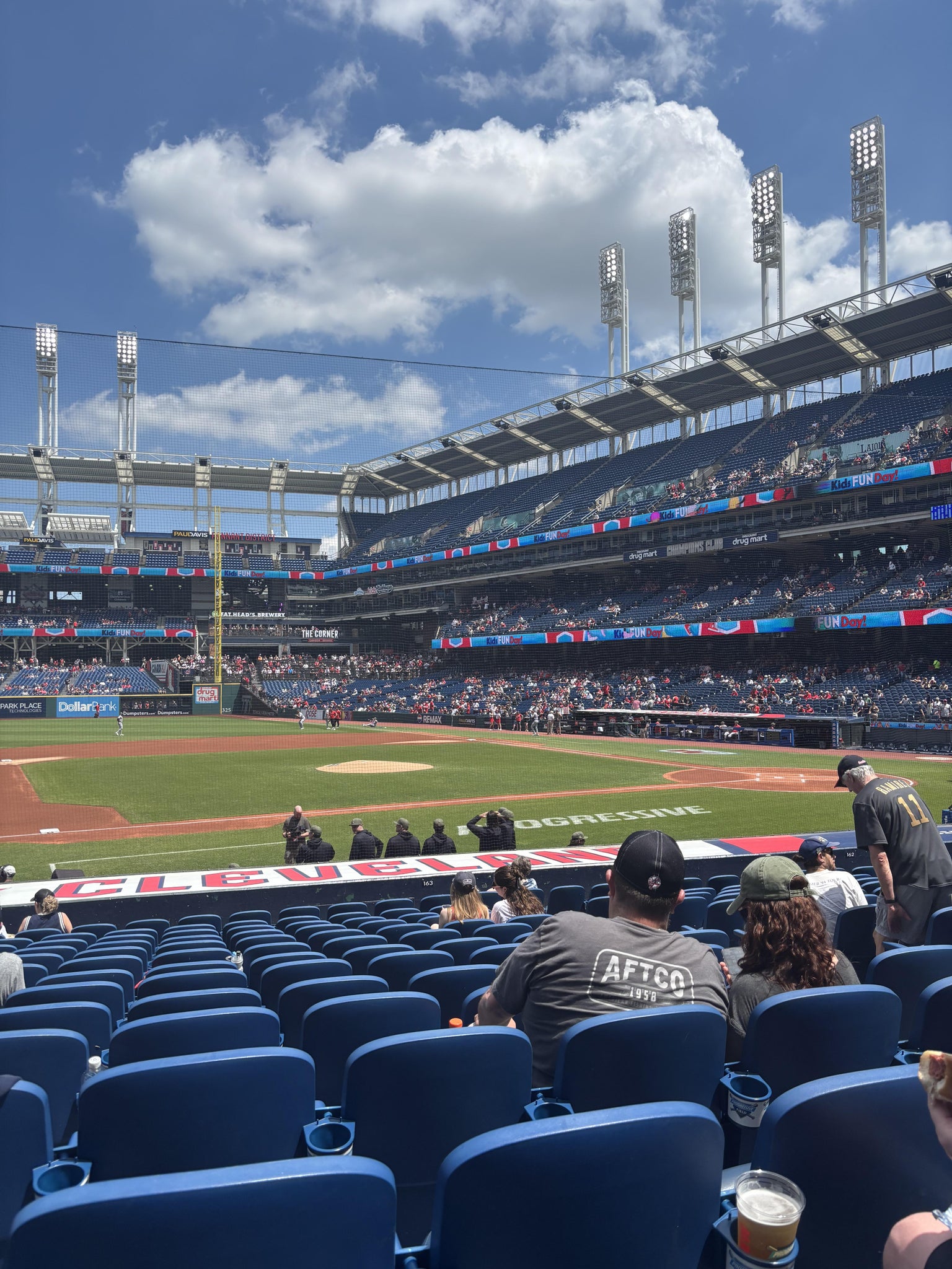 Vue réelle des fans prise de la Section 163 au site Progressive Field par Jackie P