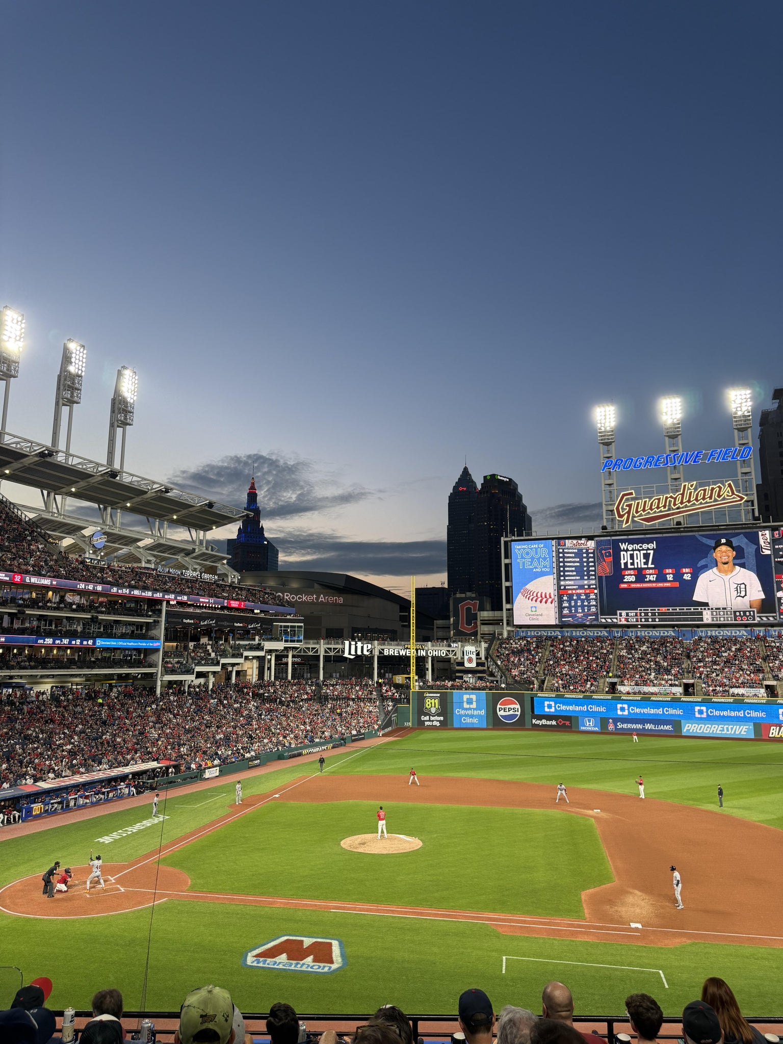 Vue réelle des fans prise de la Section 344 au site Progressive Field par Miranda R
