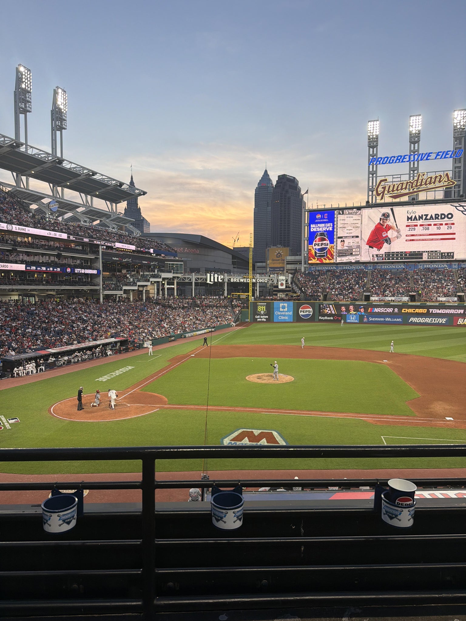 Vue réelle des fans prise de la Section 346 au site Progressive Field par Megan K