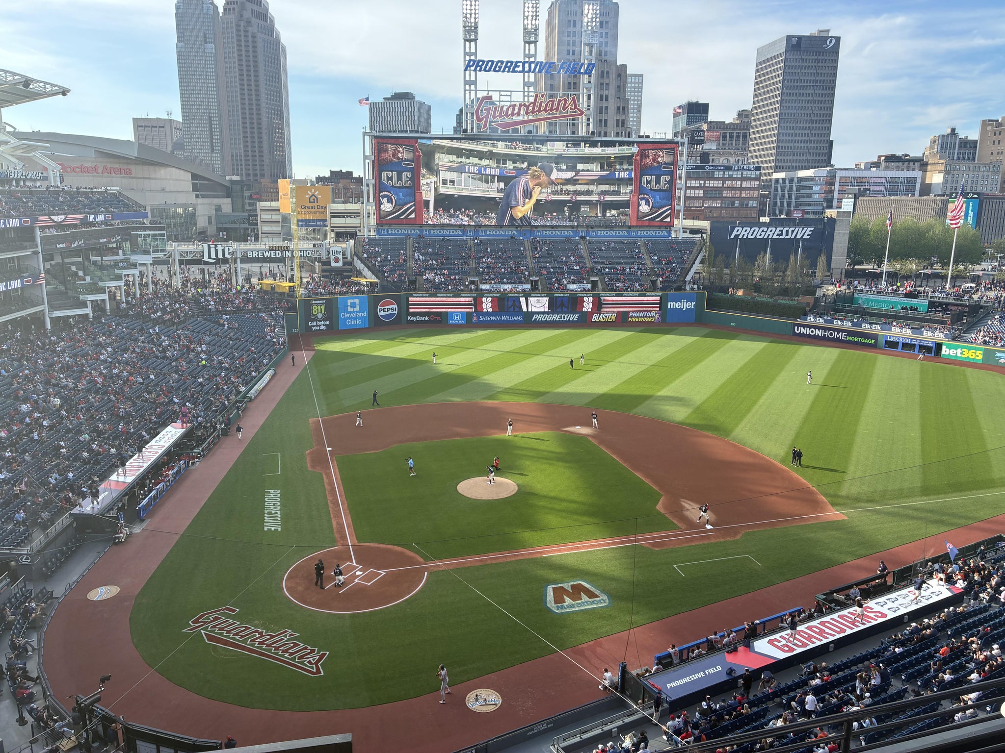 Vue réelle des fans prise de la Section 450 au site Progressive Field par Mike R