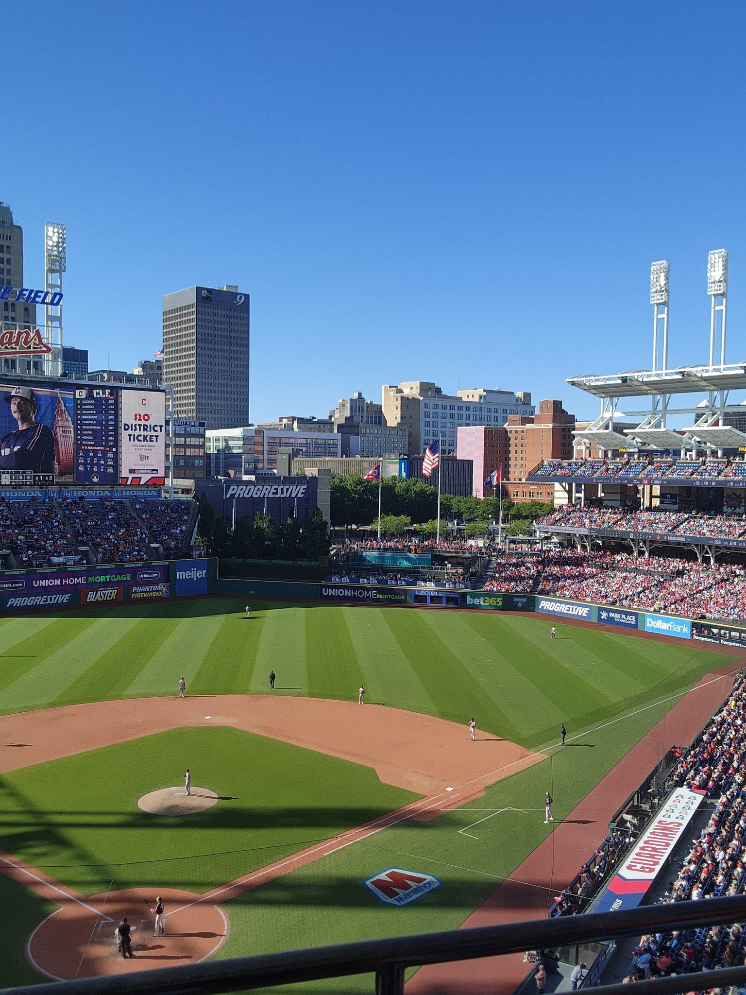 Vue réelle des fans prise de la Section 453 au site Progressive Field par Adrian M