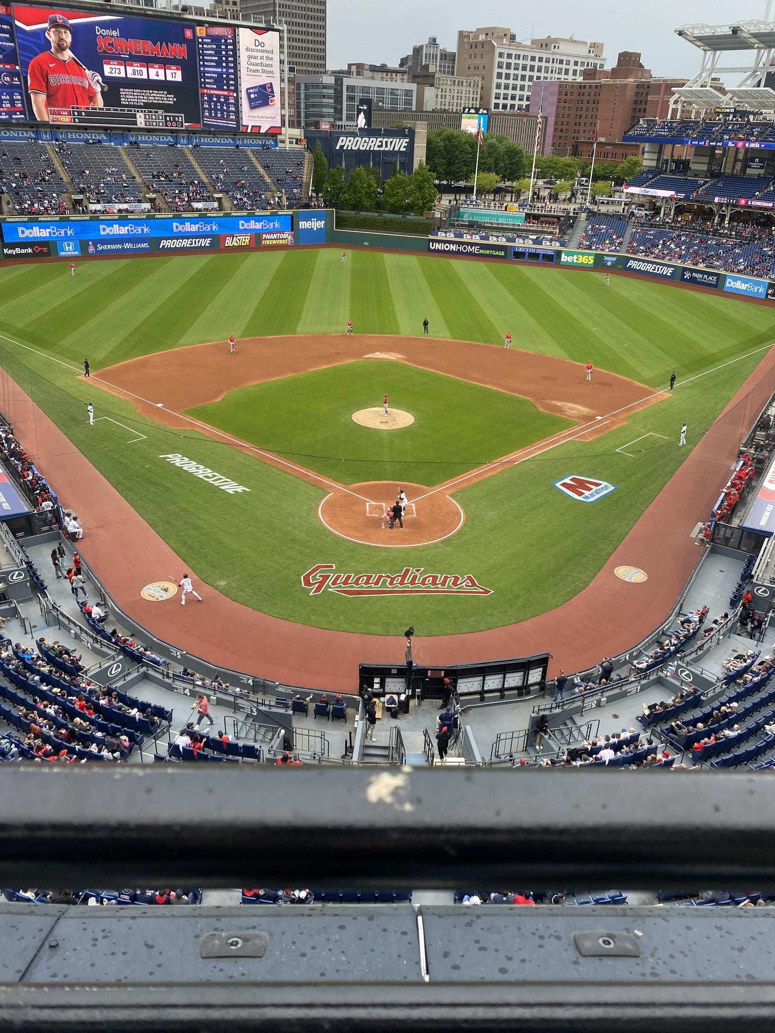 Vue réelle des fans prise de la Section 454 au site Progressive Field par Frank S