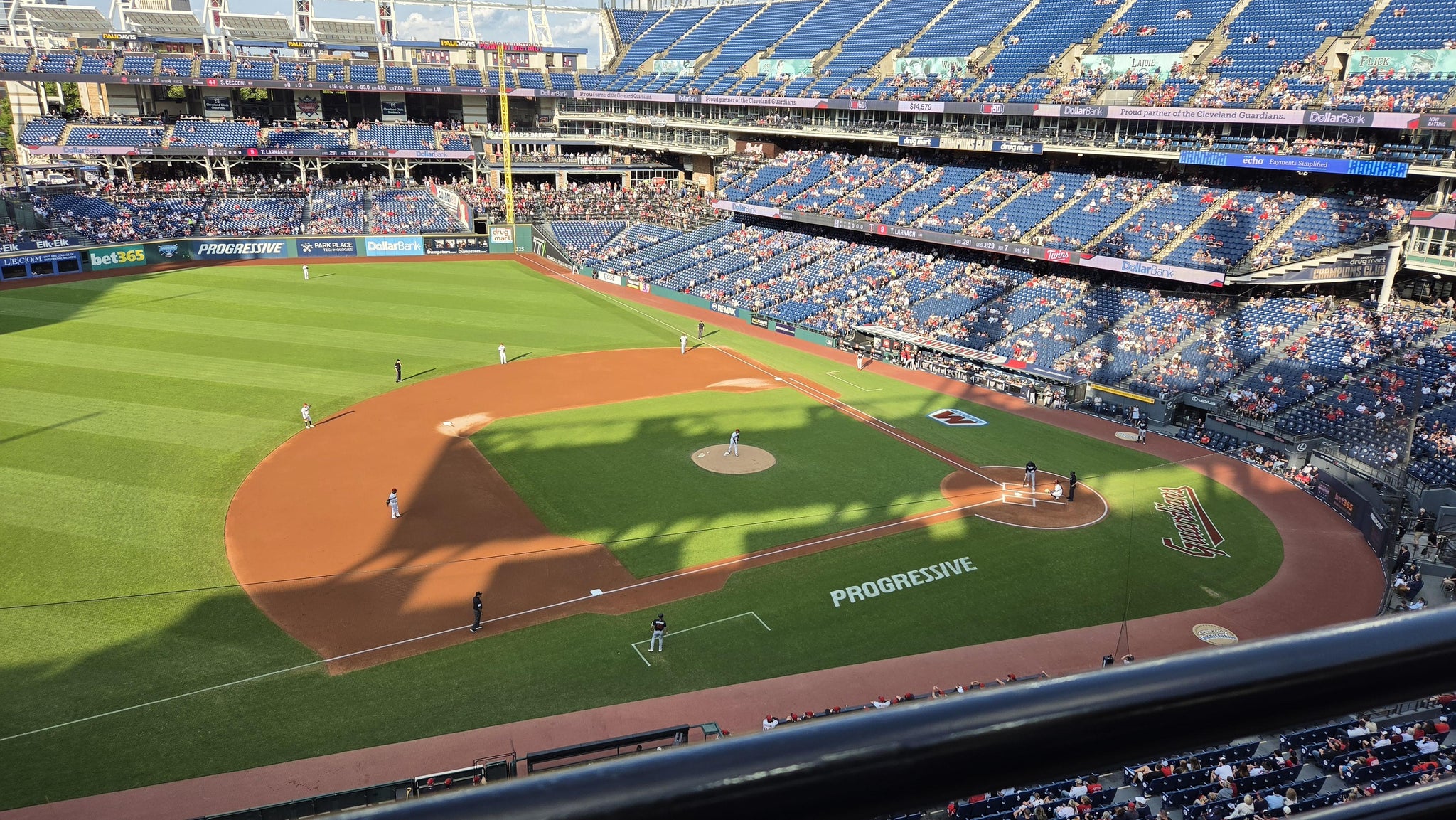 Vue réelle des fans prise de la Section 465 au site Progressive Field par Michael F