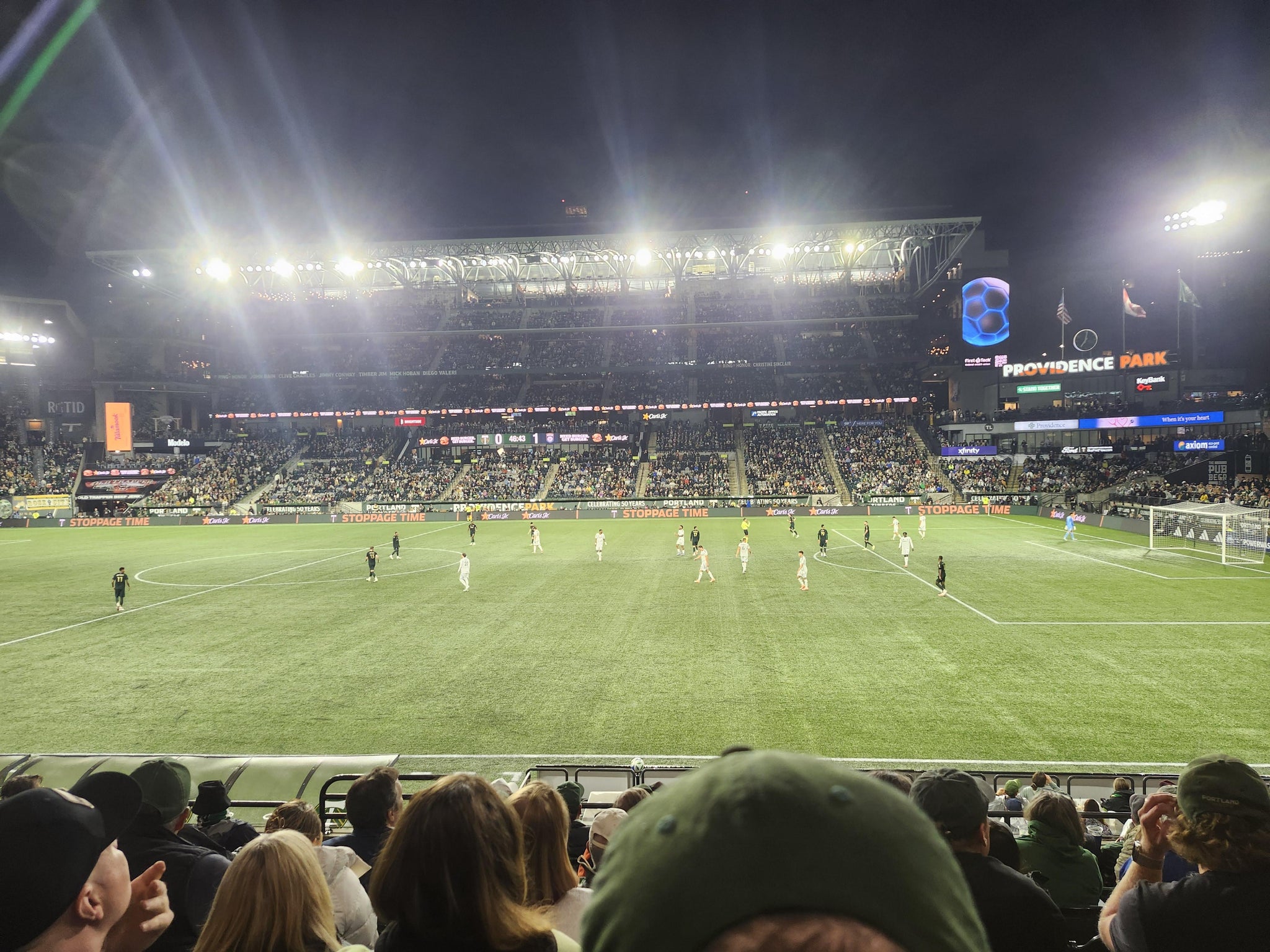 Vue réelle des fans prise de la Section 120 au site Providence Park par Angel S