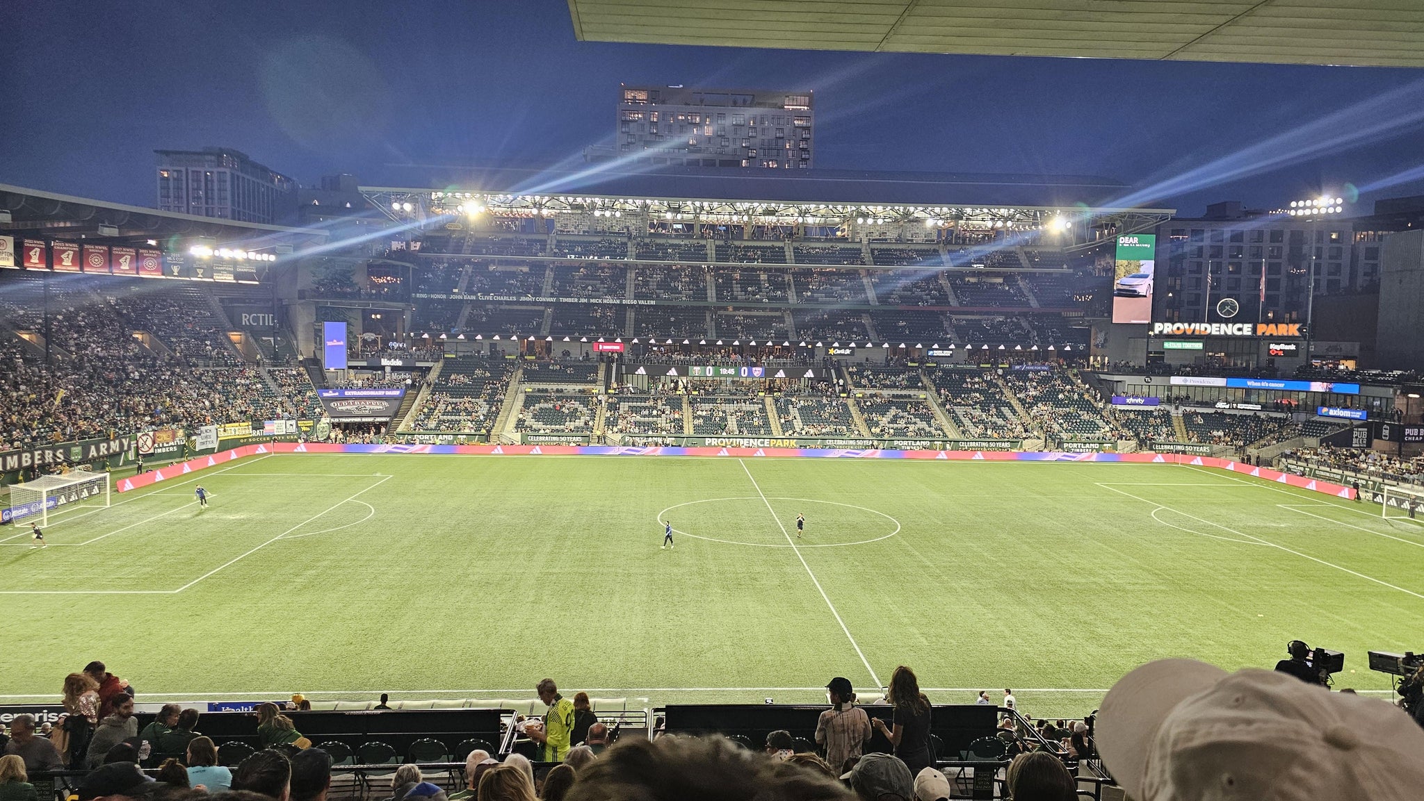 Vue réelle des fans prise de la Section 217 au site Providence Park par Molly R