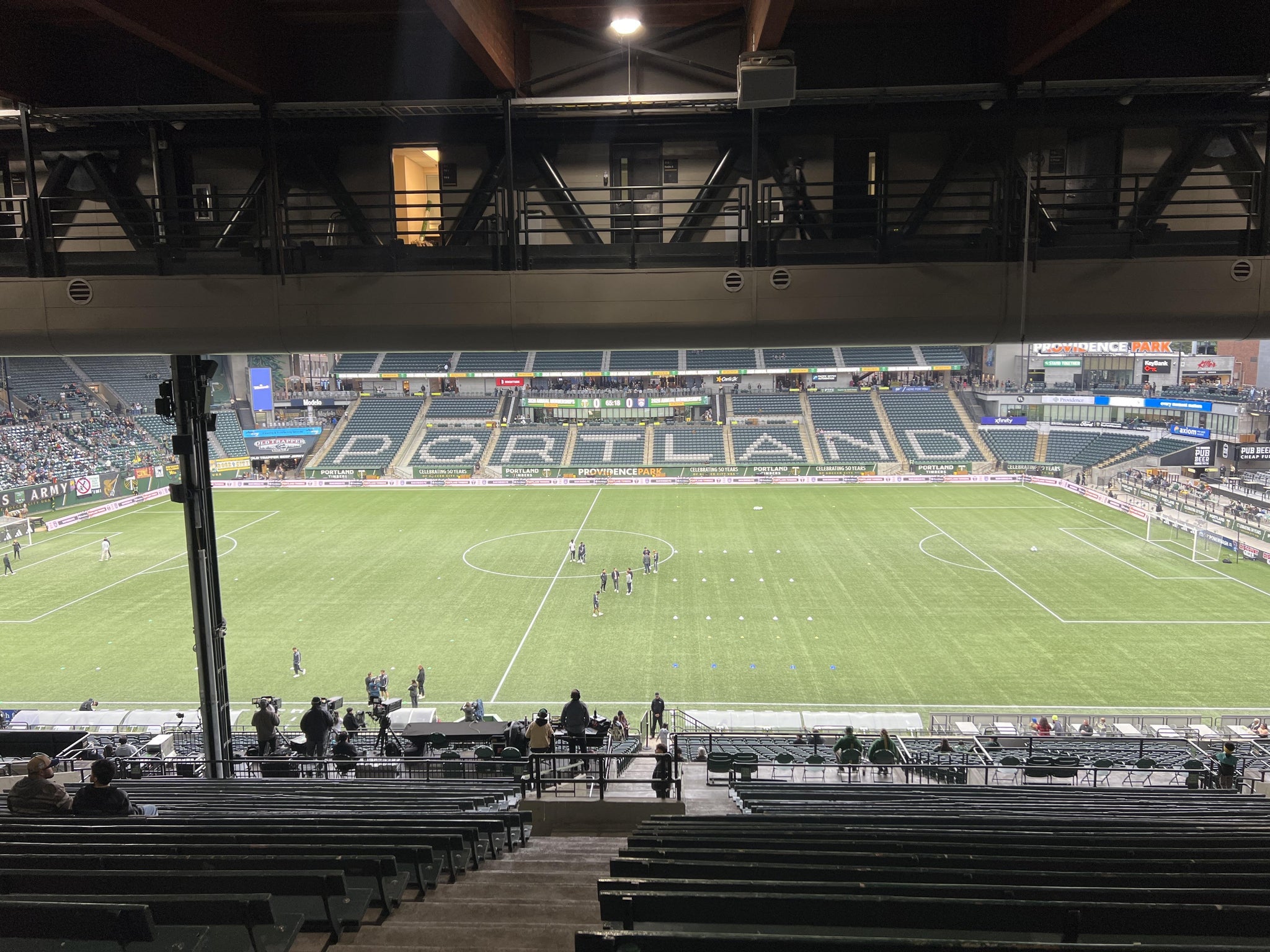 Vue réelle des fans prise de la Section 219 au site Providence Park par Cristal A
