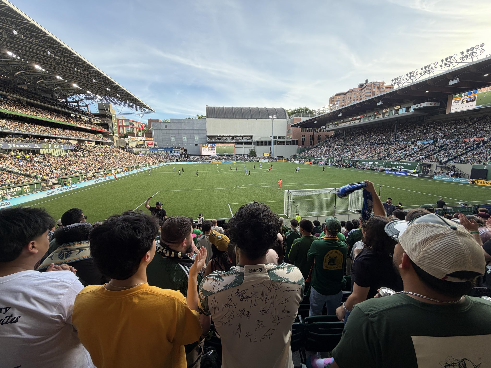 Vue réelle des fans prise de la Section 221 au site Providence Park par John B