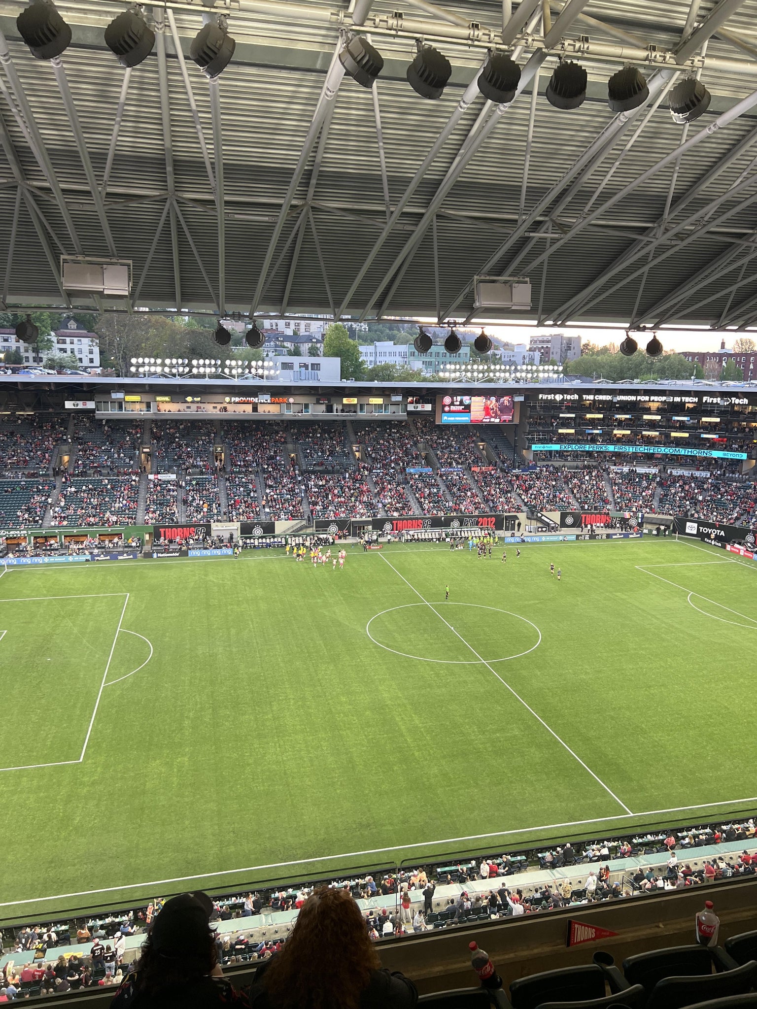 Vue réelle des fans prise de la East Vista 3 au site Providence Park par Edina E