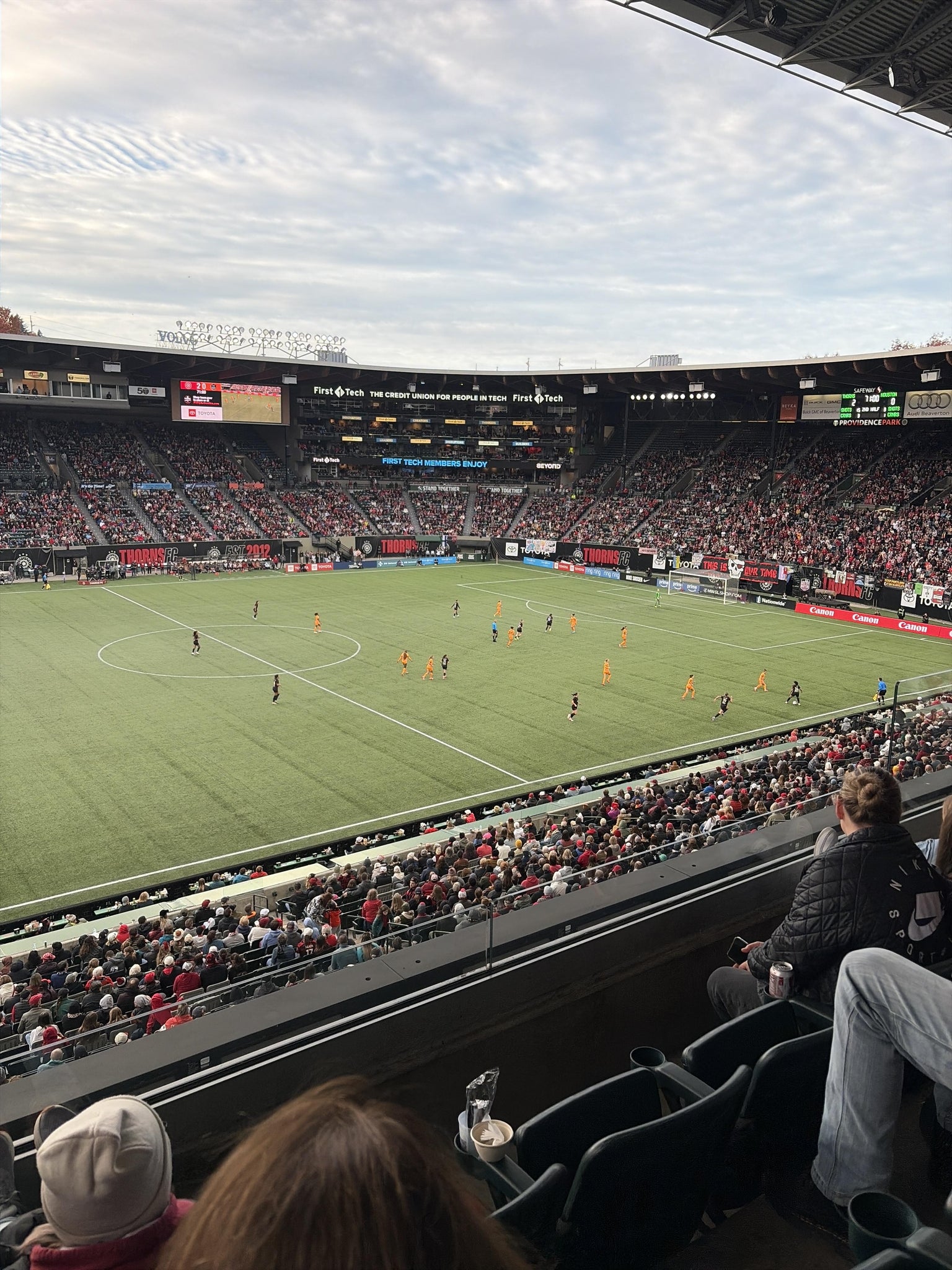 Vue réelle des fans prise de la Tanner Ridge 3 au site Providence Park par Evan G