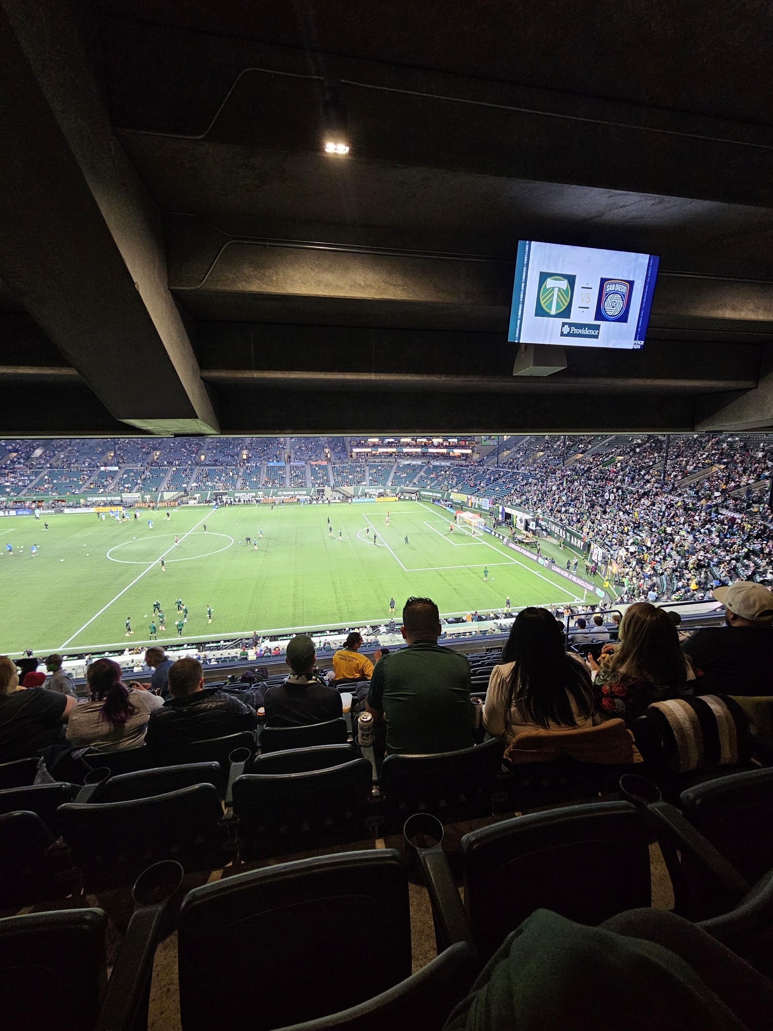 Vue réelle des fans prise de la Tanner Ridge 7 au site Providence Park par Courtney B