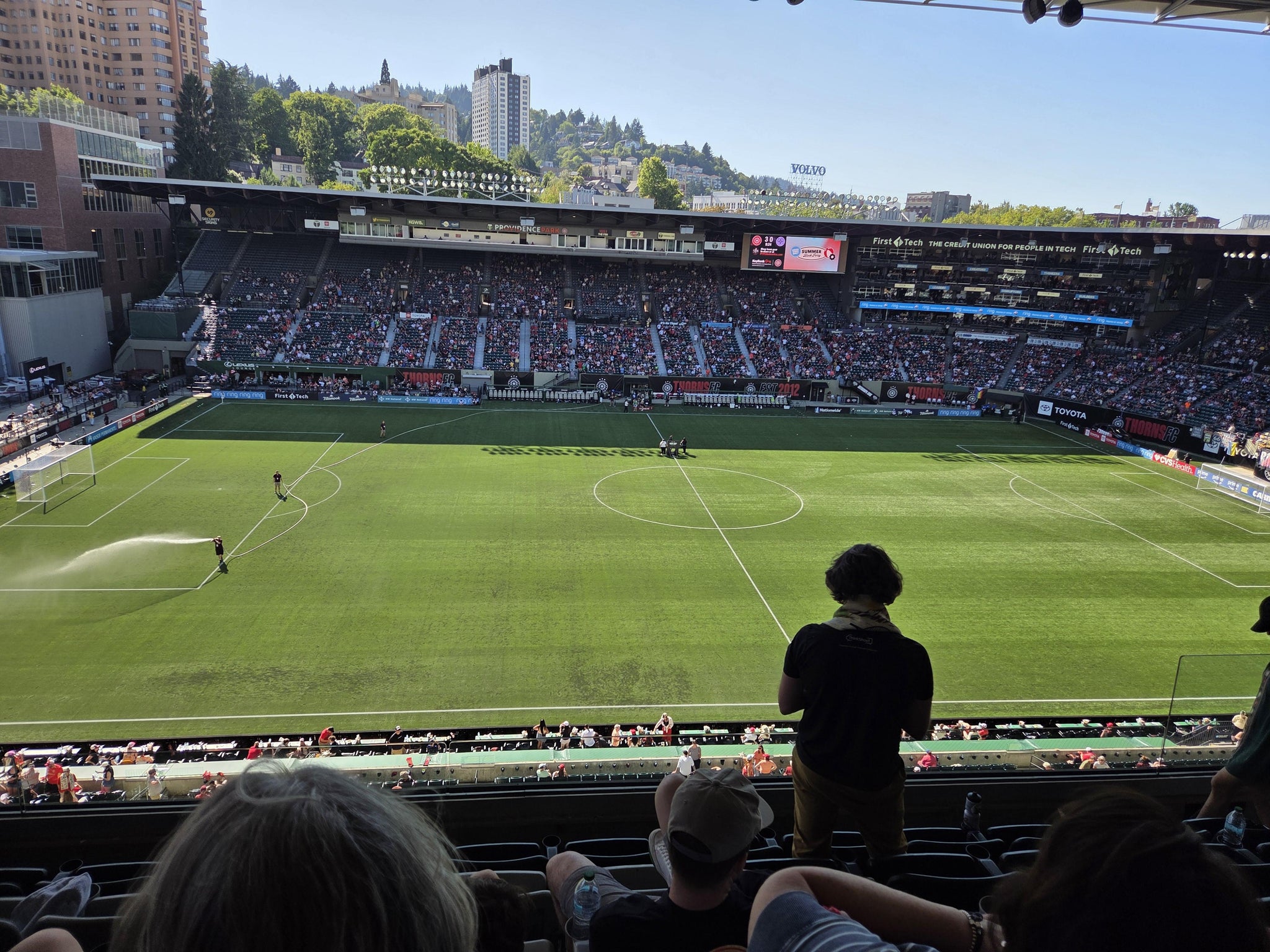 Vue réelle des fans prise de la Toyota Terrace 4 au site Providence Park par Matthew D