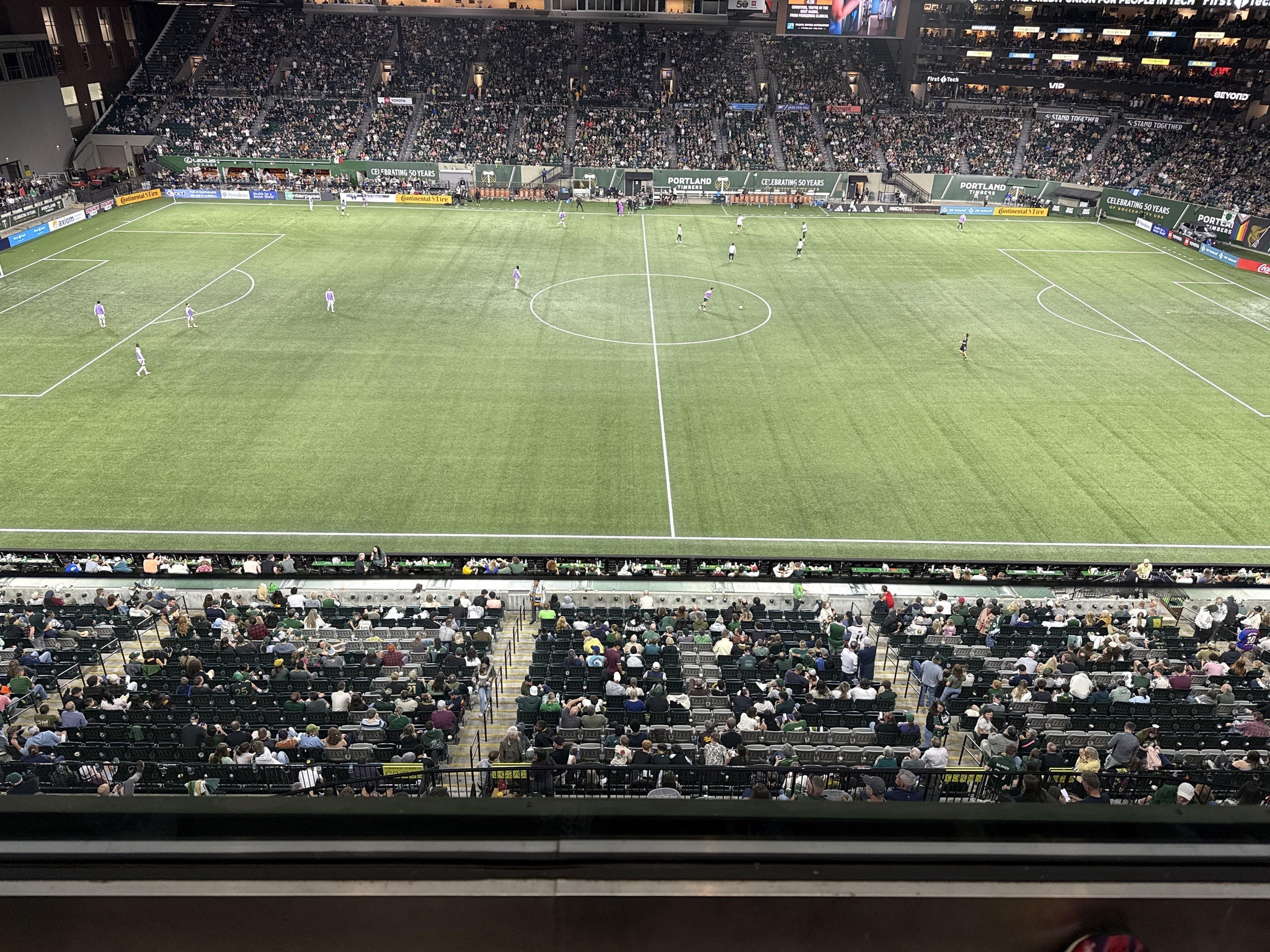 Vue réelle des fans prise de la Toyota Terrace East 5 au site Providence Park par Cristian R
