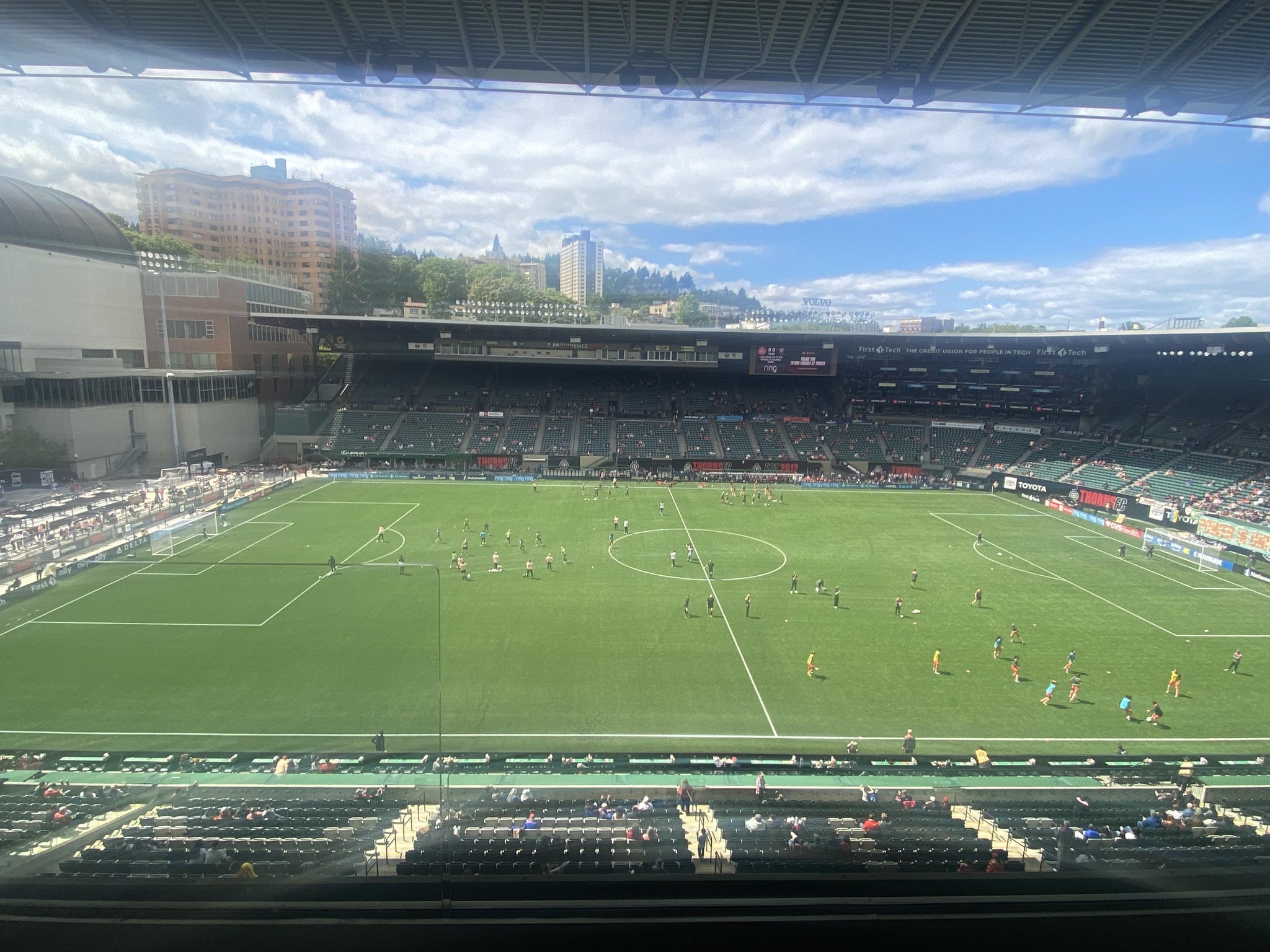 Vue réelle des fans prise de la Toyota Terrace East 5 au site Providence Park par Krissy B
