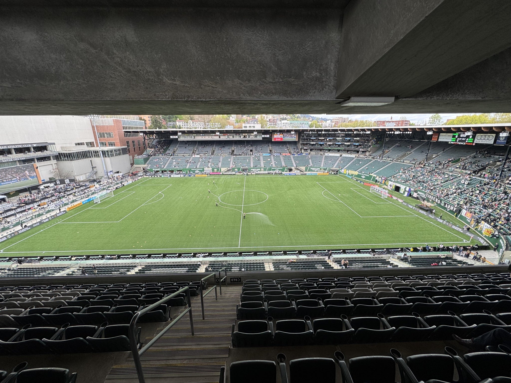 Vue réelle des fans prise de la Toyota Terrace East 6 au site Providence Park par Keith B