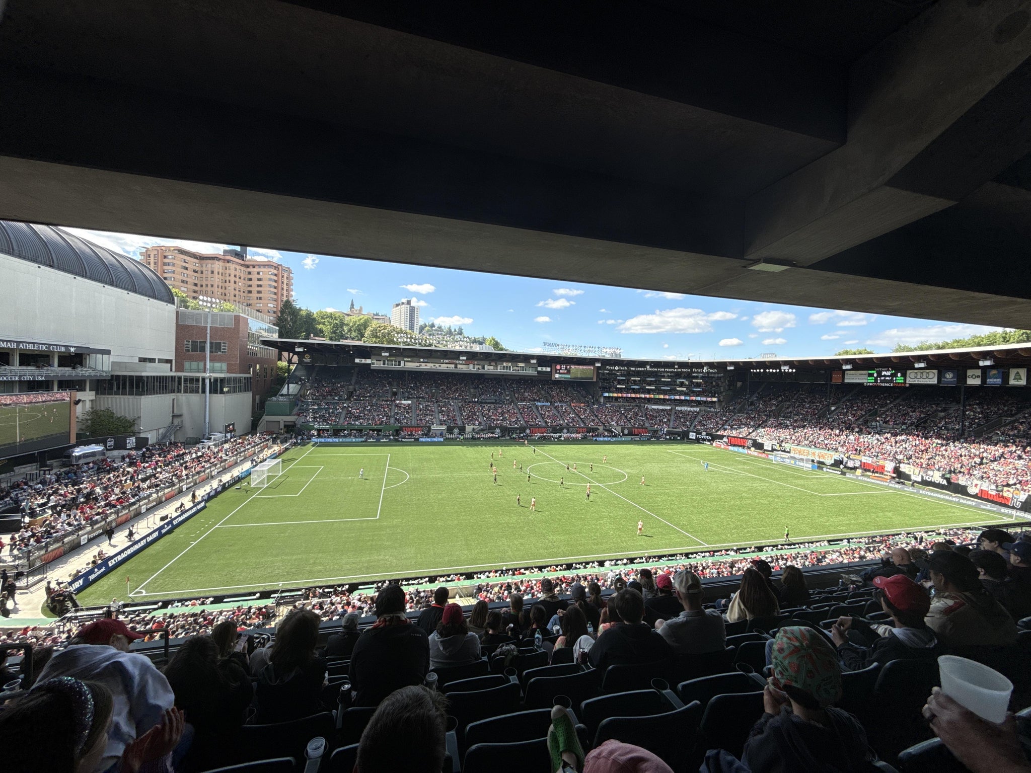 Vue réelle des fans prise de la Section TR 3 au site Providence Park par Corey M