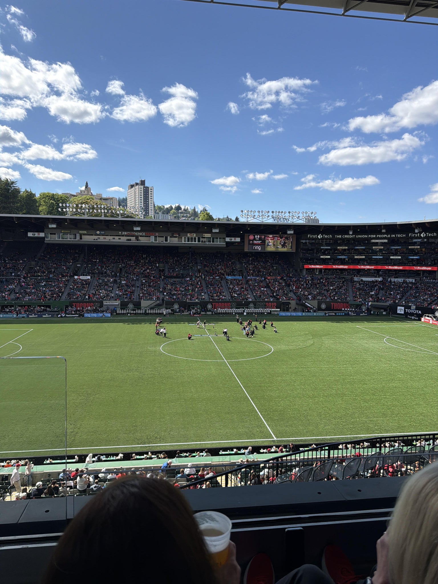 Vue réelle des fans prise de la Section TR 5 au site Providence Park par Christine J
