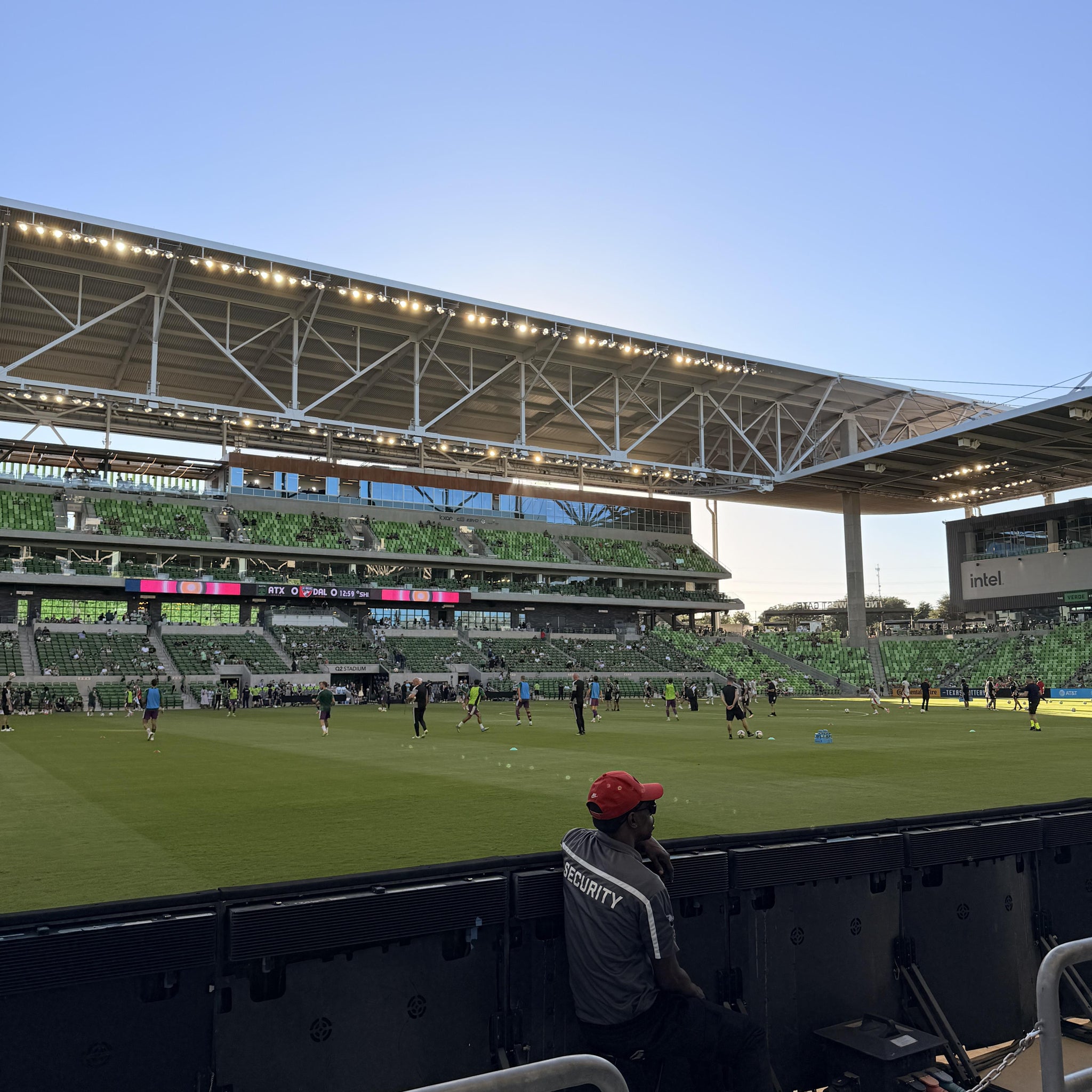 Vue réelle des fans prise de la Section 135 au site Q2 Stadium par Myunghwan P