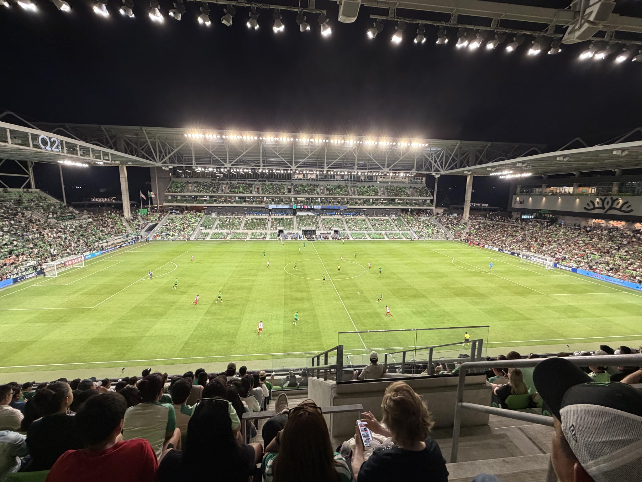 Vue réelle des fans prise de la Section 233 au site Q2 Stadium par Aaron V