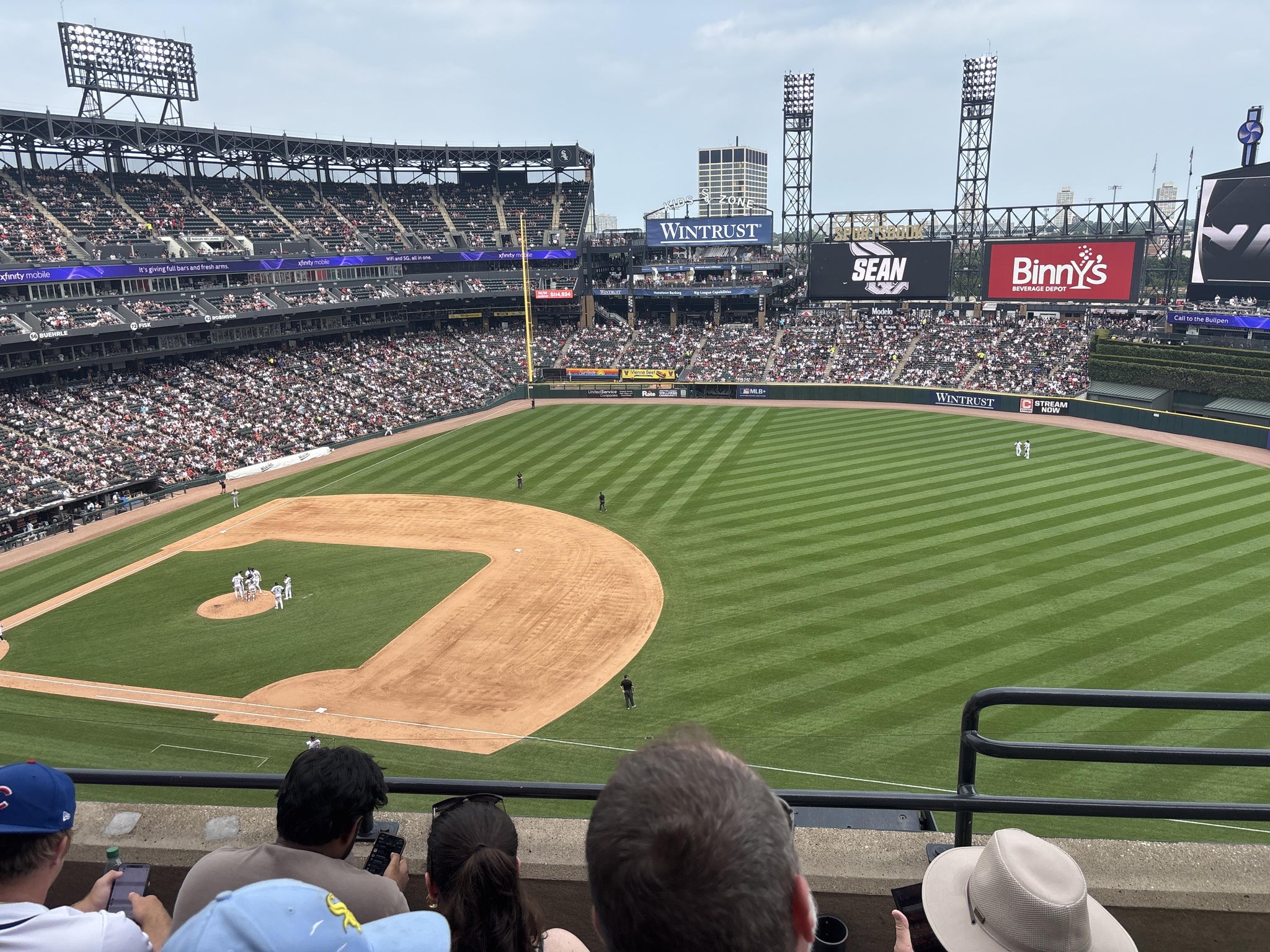 Vue réelle des fans prise de la Section 520 au site Rate Field par Anonymous User