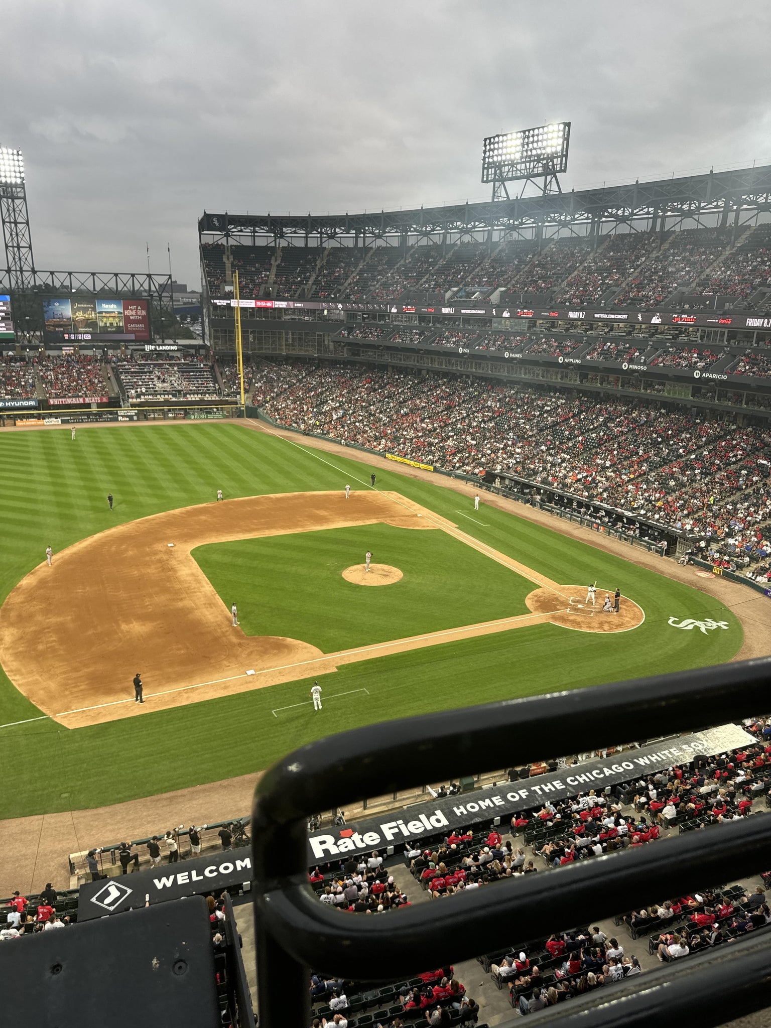 Vue réelle des fans prise de la Section 542 au site Rate Field par Elgin W