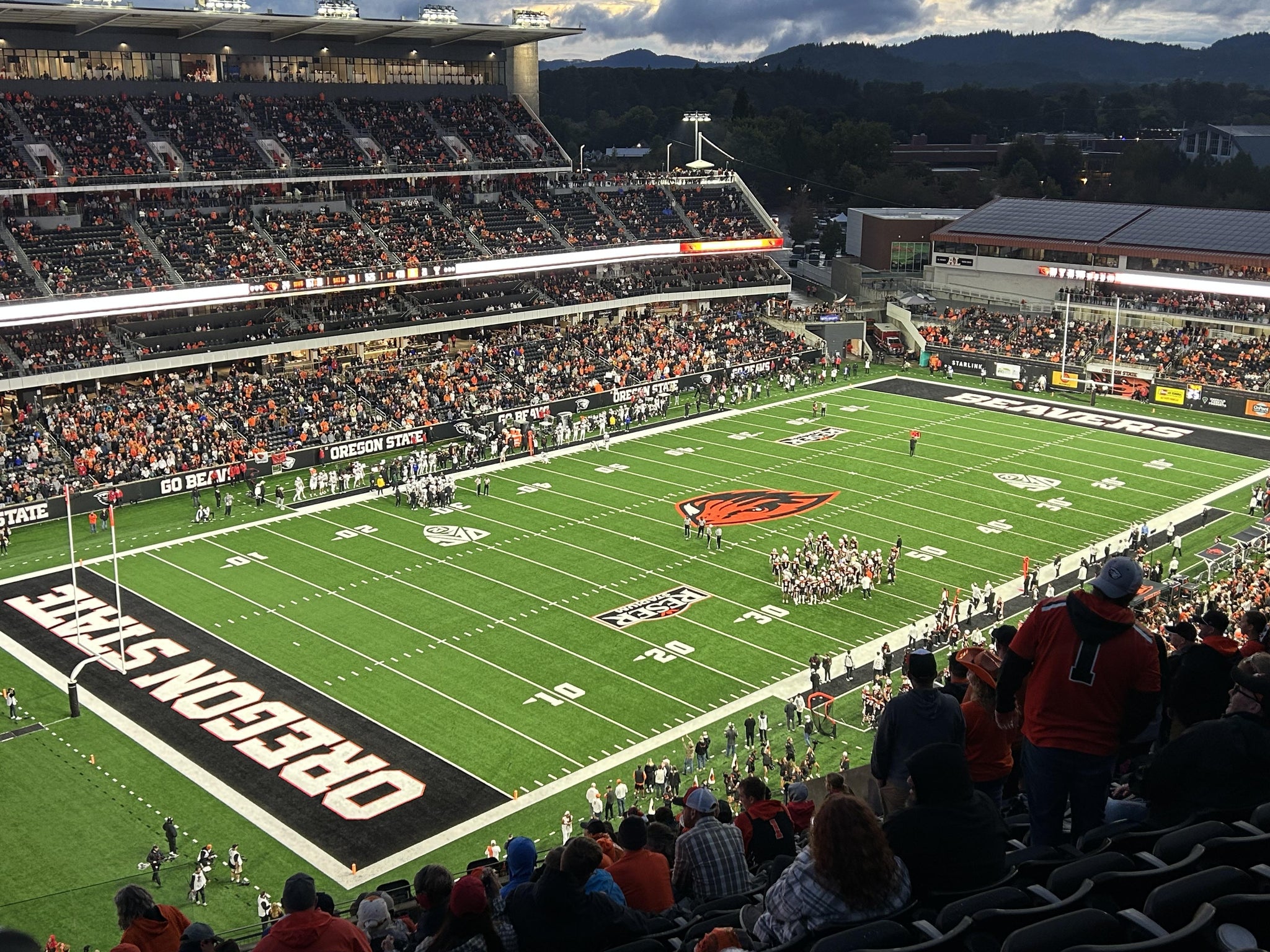Vue réelle des fans prise de la Section 226 au site Reser Stadium par Home G