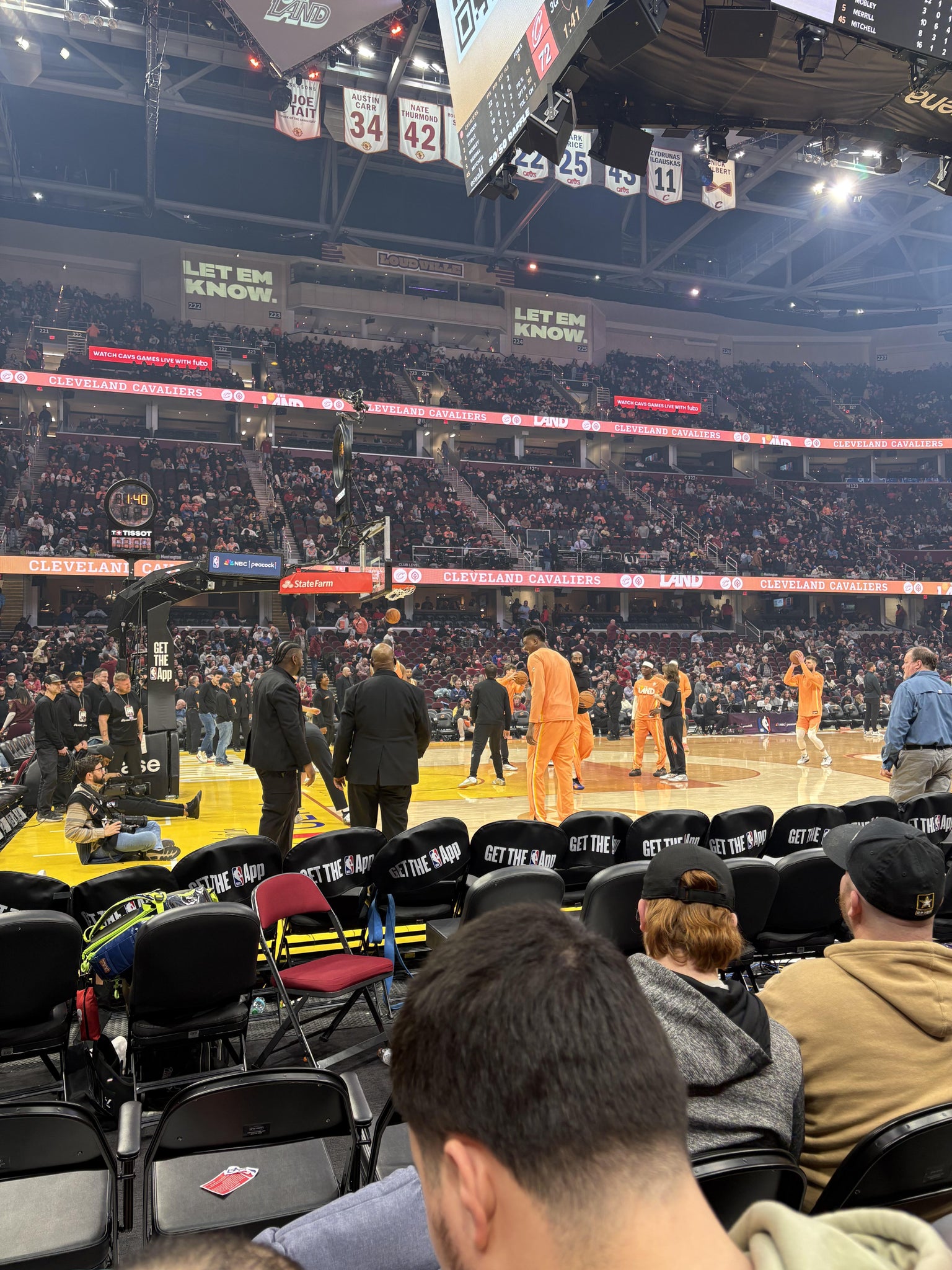 Vue réelle des fans prise de la Section 109 au site Rocket Arena par Jeff W