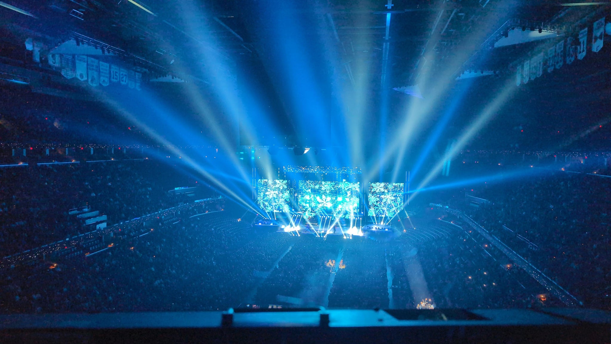 Real Fan View taken from Section 231 at Rocket Arena by Kenny G