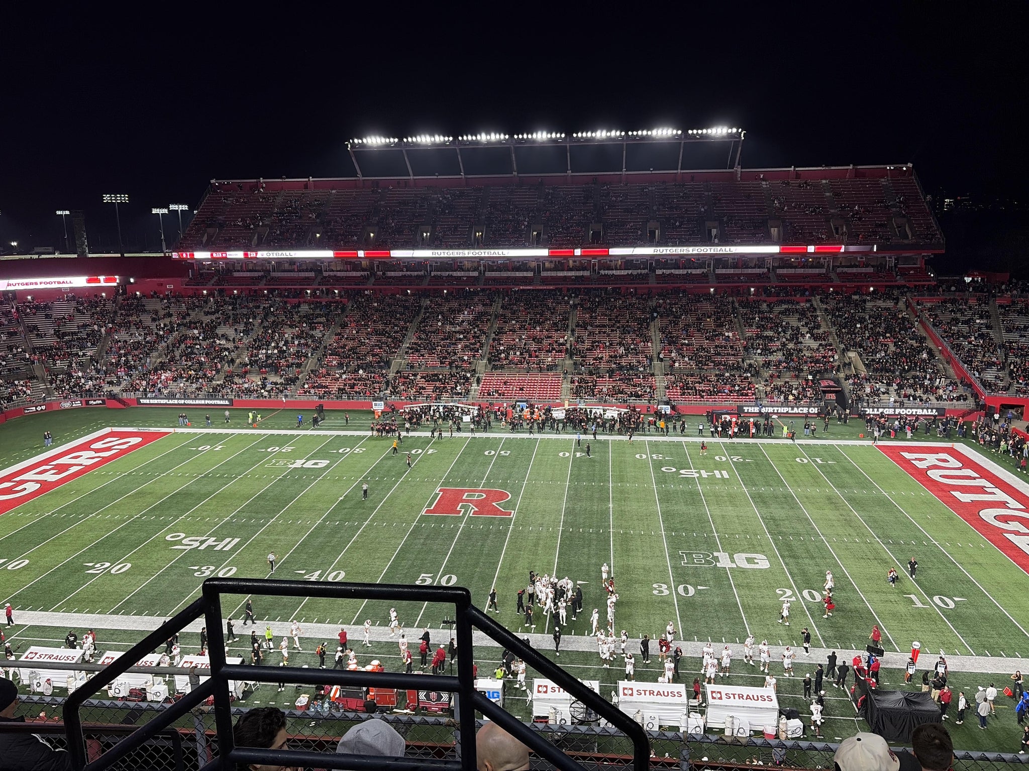 Vue réelle des fans prise de la Section 206 au site SHI Stadium par Anonymous User