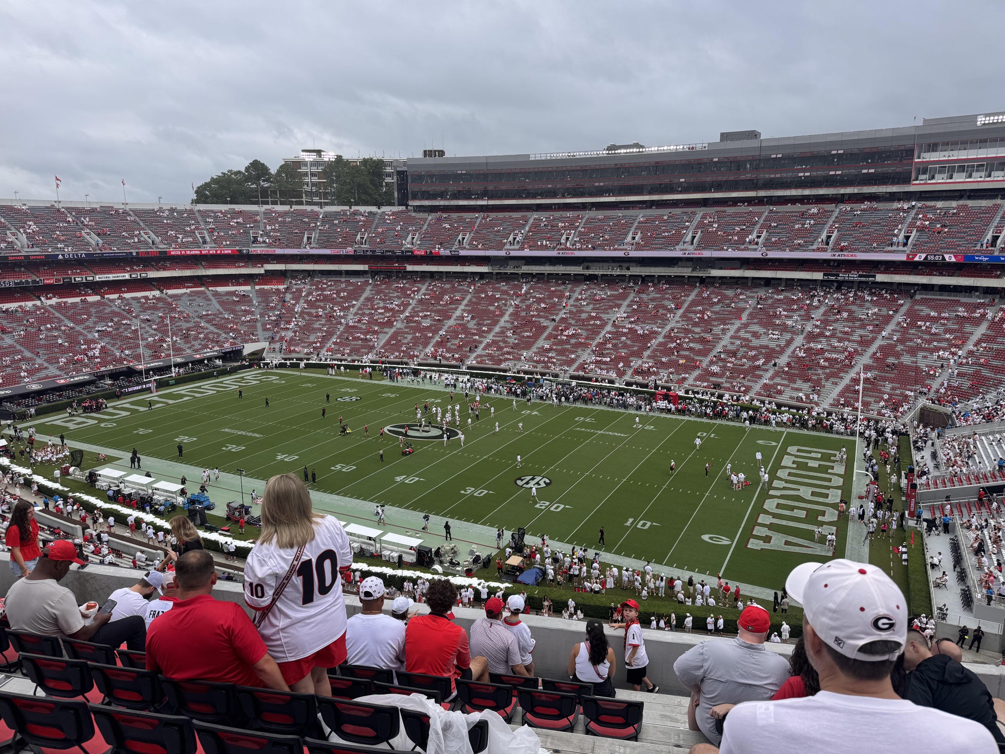 Vue réelle des fans prise de la Section 303 au site Sanford Stadium par Anonymous User