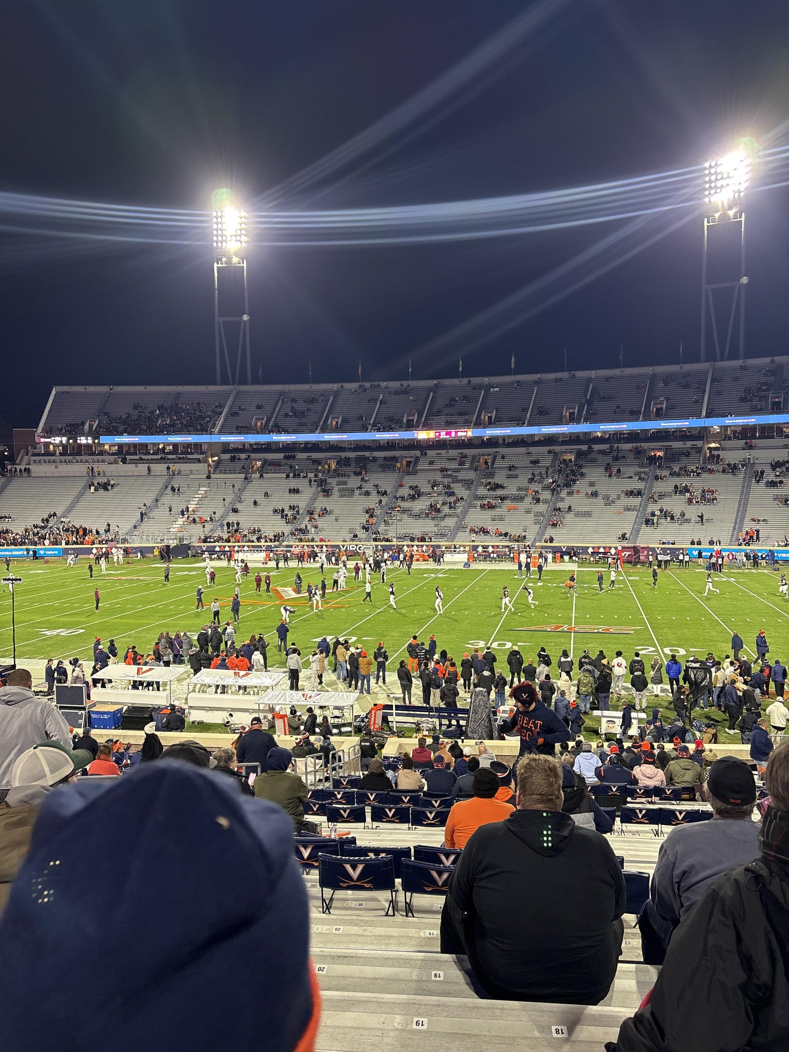 Vue réelle des fans prise de la Section 123 au site Scott Stadium par Ashley G