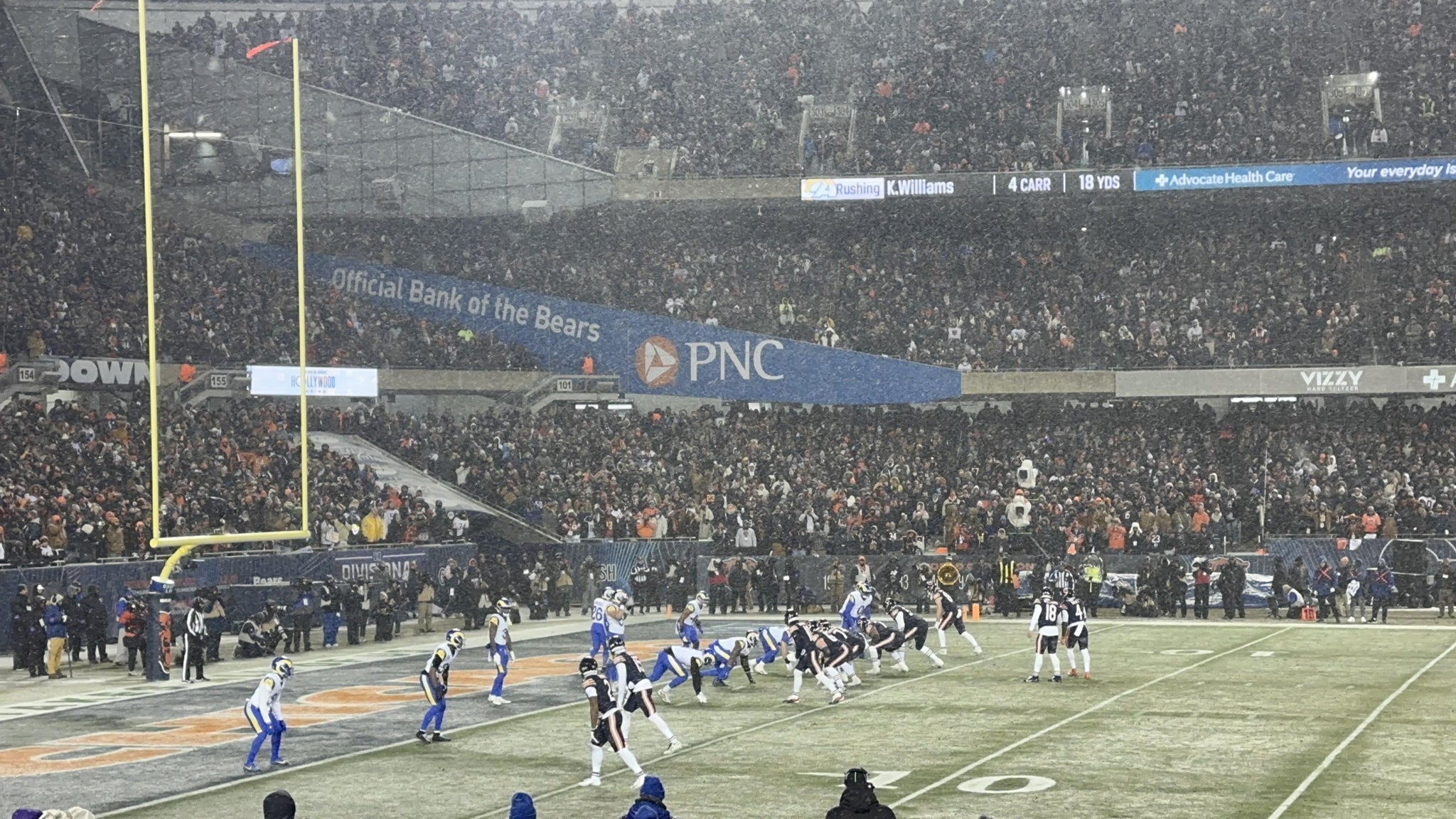 Vue réelle des fans prise de la Section 141 au site Soldier Field par Robert R