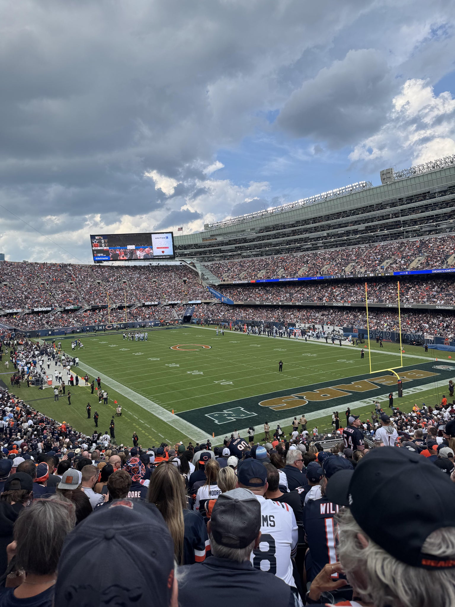 Vue réelle des fans prise de la Section 226 au site Soldier Field par Brandon C