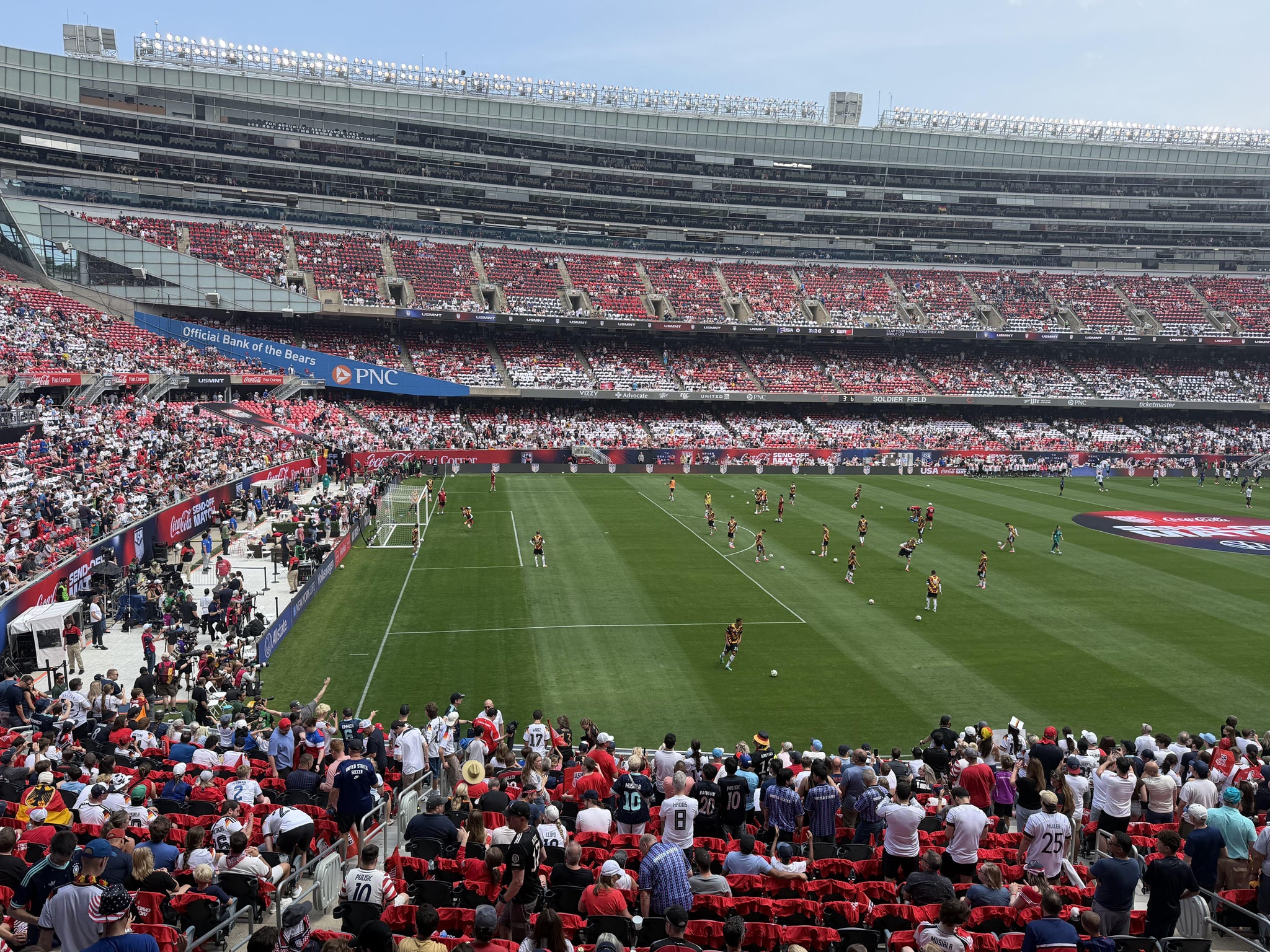 Vue réelle des fans prise de la Section 243 au site Soldier Field par Mike K