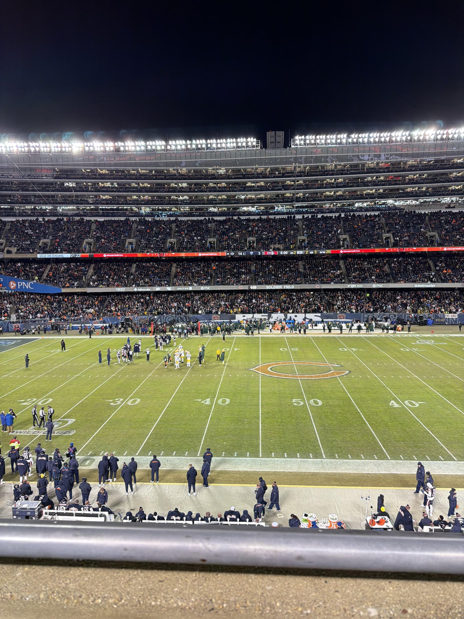 Vue réelle des fans prise de la Section 338 au site Soldier Field par Sean B