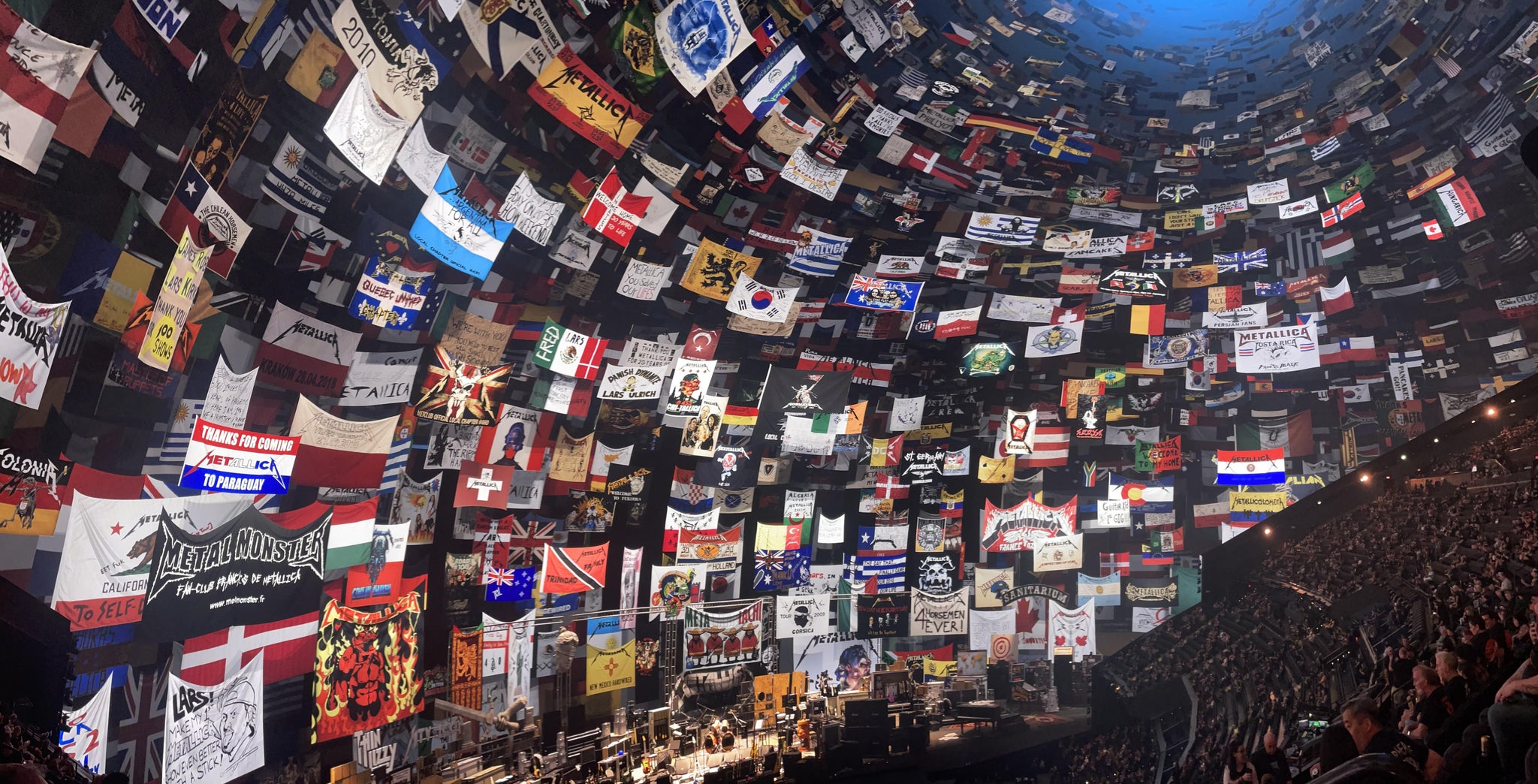 Vue réelle des fans prise de la Section 303 au site Sphere par Darcie F