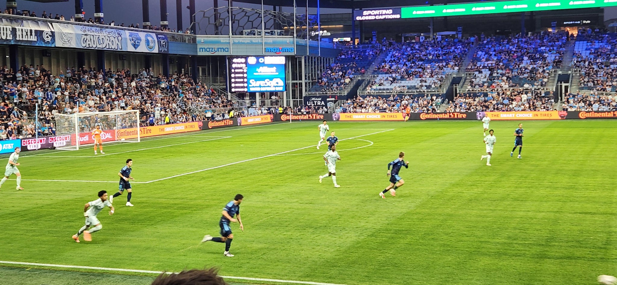 Vue réelle des fans prise de la Section 105 au site Sporting Park par Bradley C