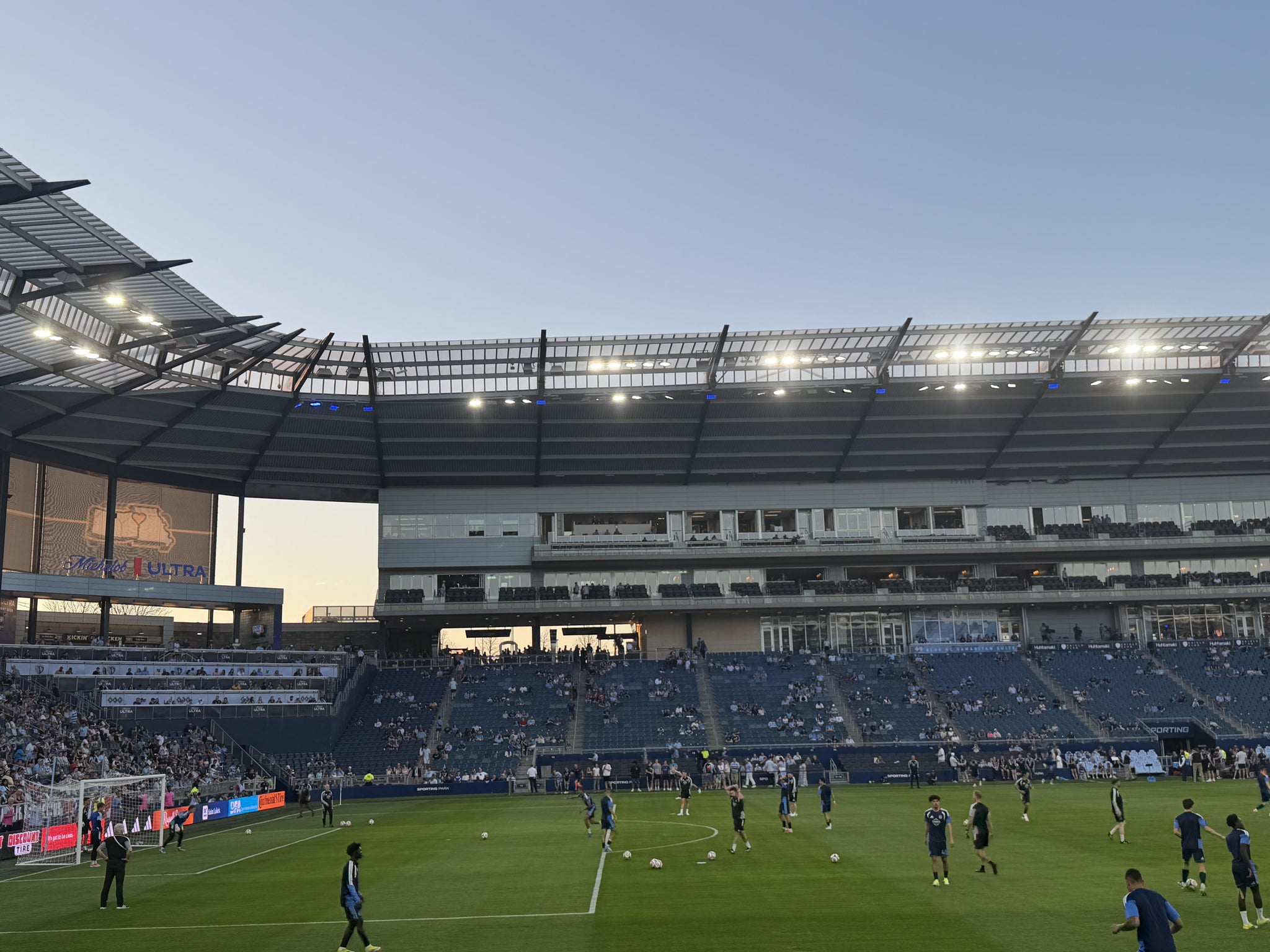 Vue réelle des fans prise de la Section 127 au site Sporting Park par Samantha Z