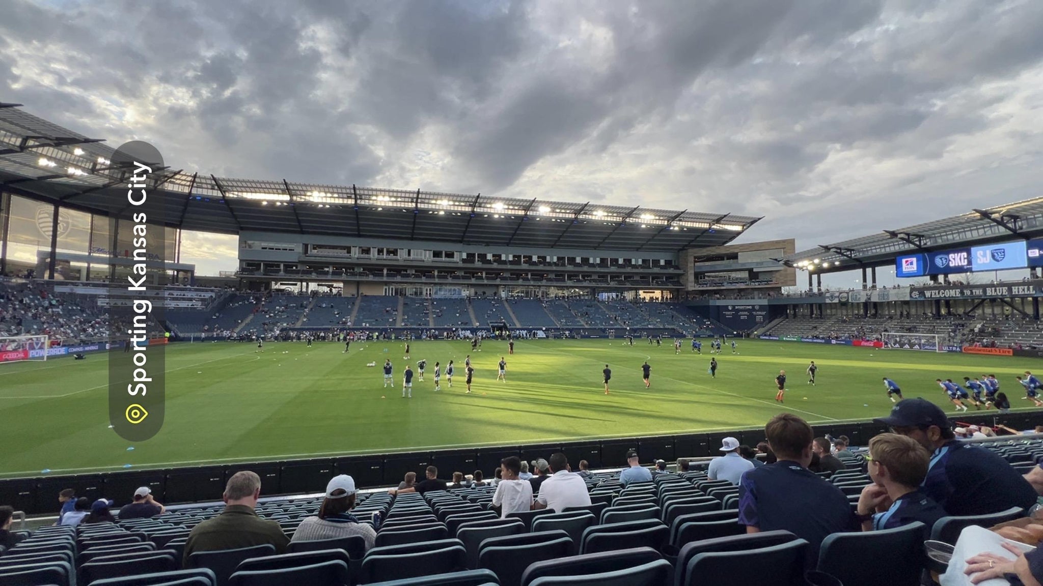 Vue réelle des fans prise de la Section 128 au site Sporting Park par Kathie
