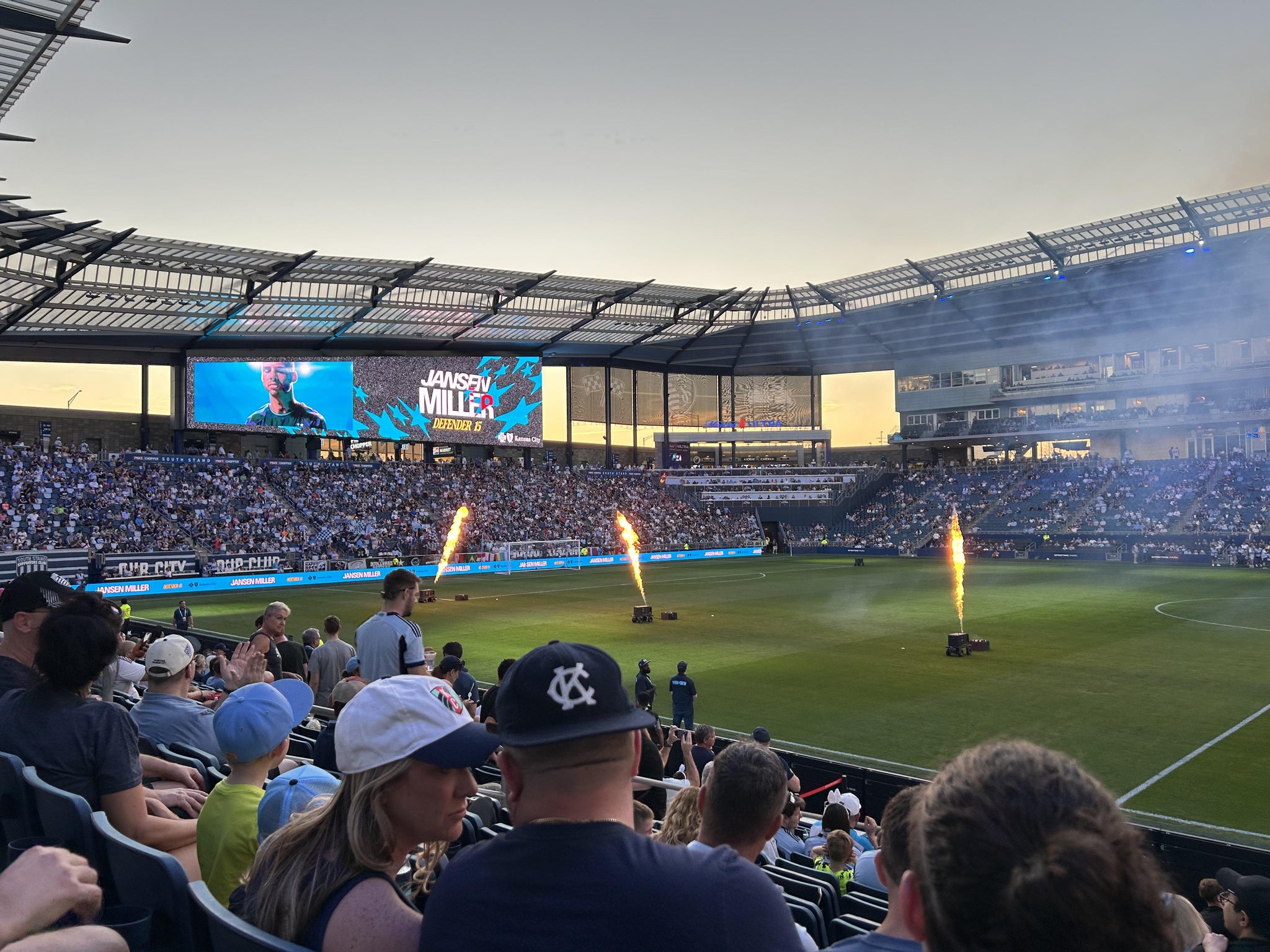Vue réelle des fans prise de la Section 130 au site Sporting Park par Daniel V